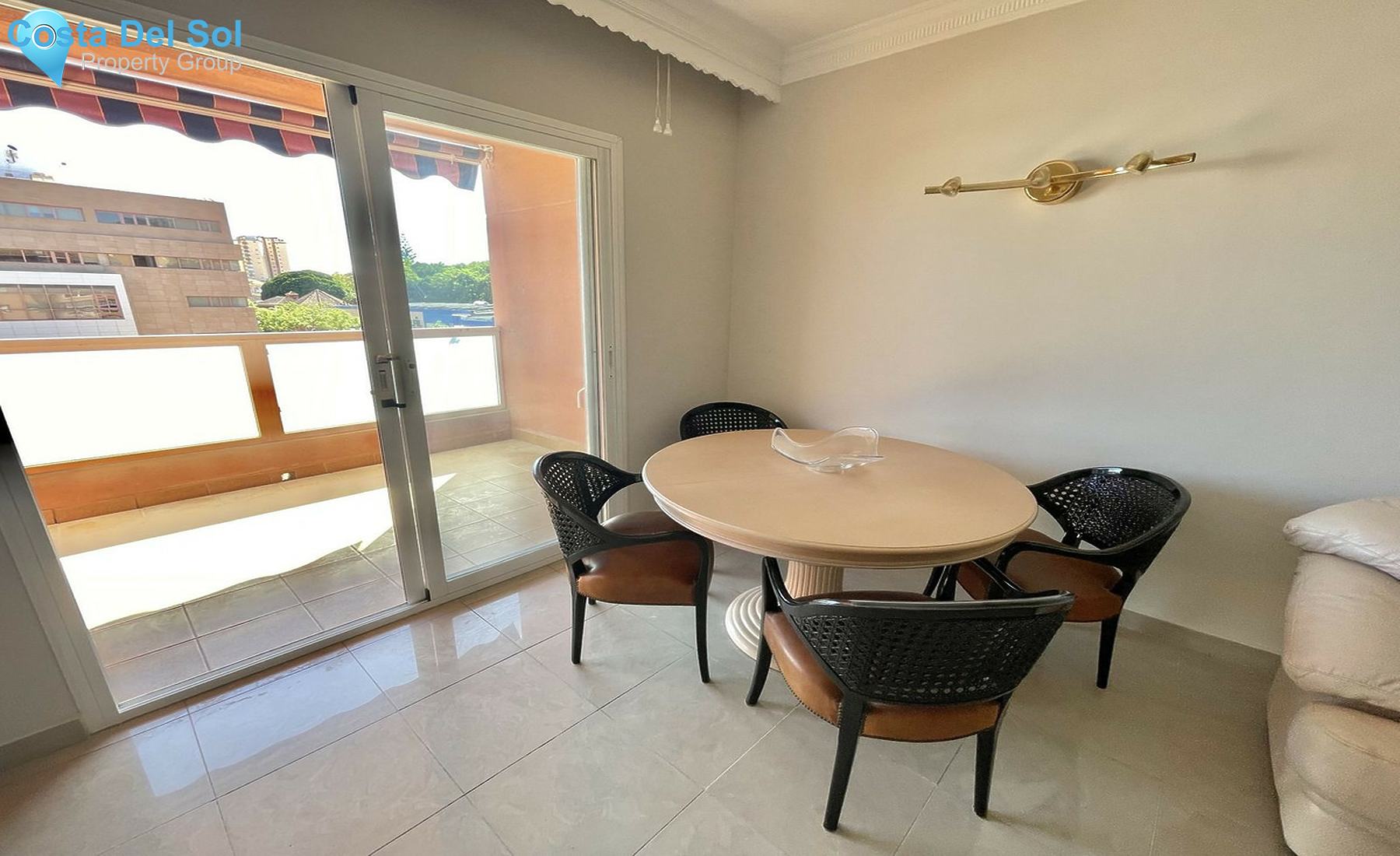 Middle Floor Apartment in Fuengirola-1368091