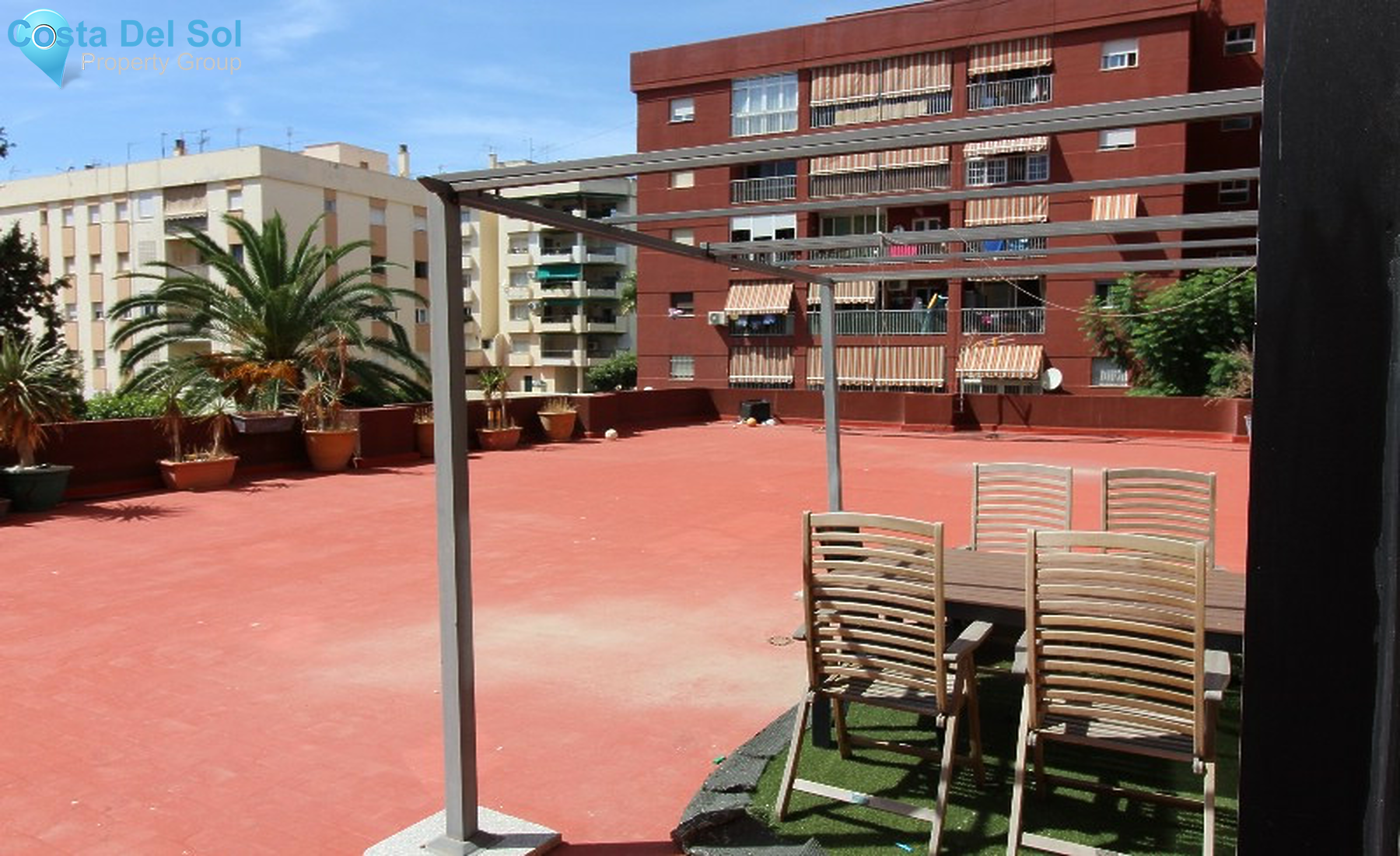 Middle Floor Apartment in Fuengirola-1368599