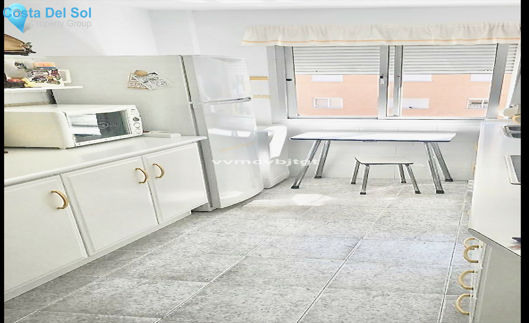 Middle Floor Apartment in Fuengirola-1370377