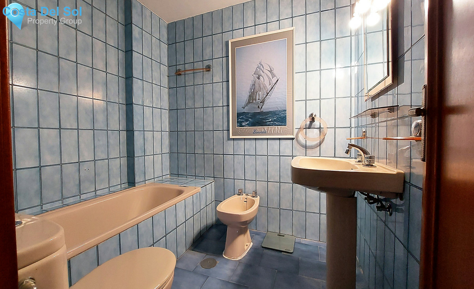 Middle Floor Apartment in Fuengirola-1373775