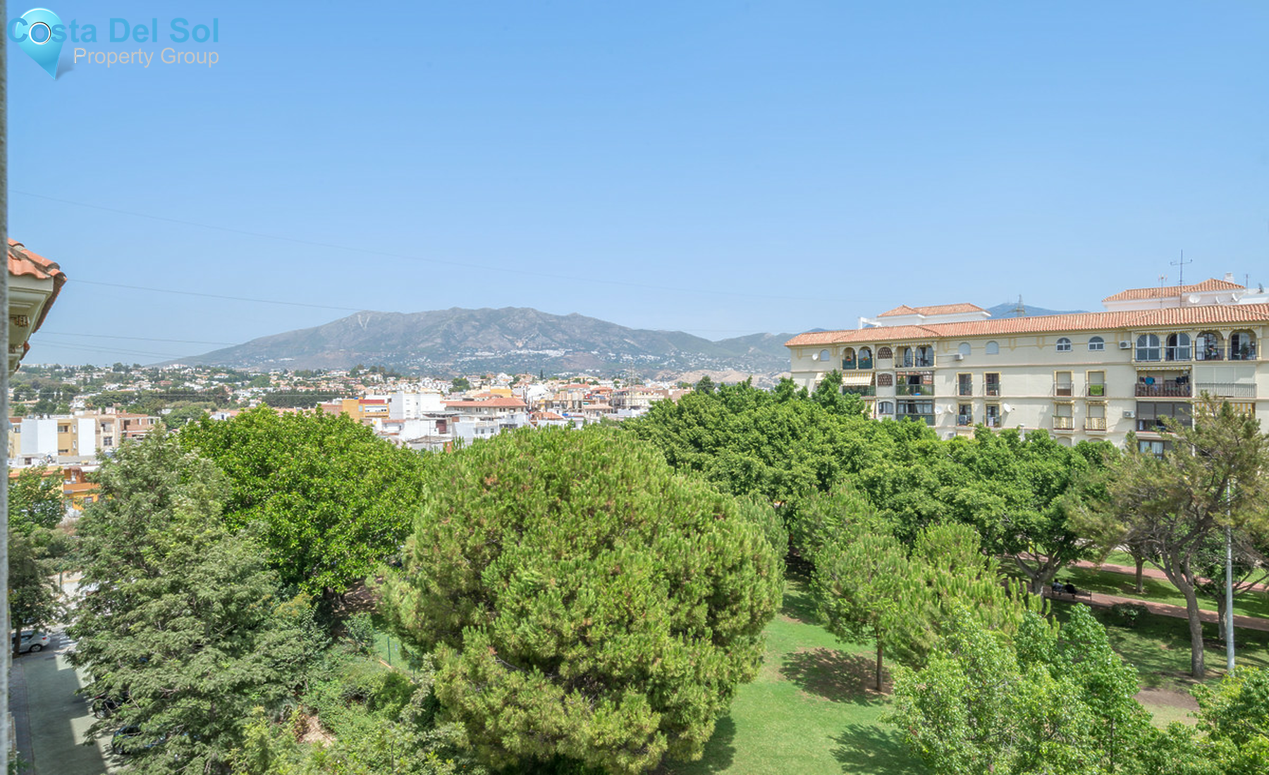 Middle Floor Apartment in Fuengirola-1385896