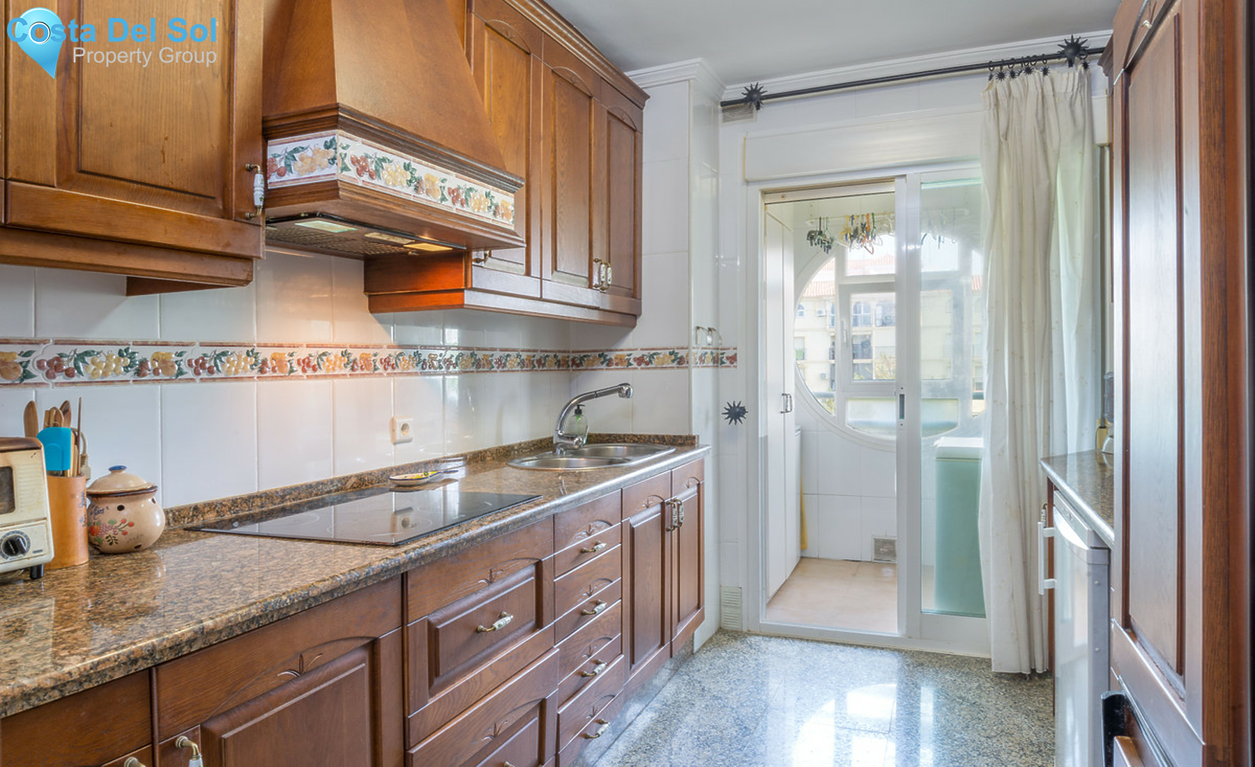 Middle Floor Apartment in Fuengirola-1385881