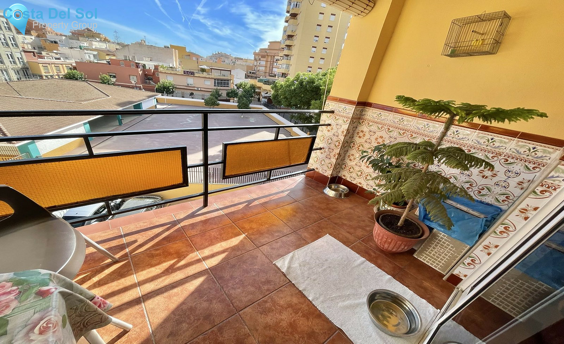 Middle Floor Apartment in Fuengirola-1408777
