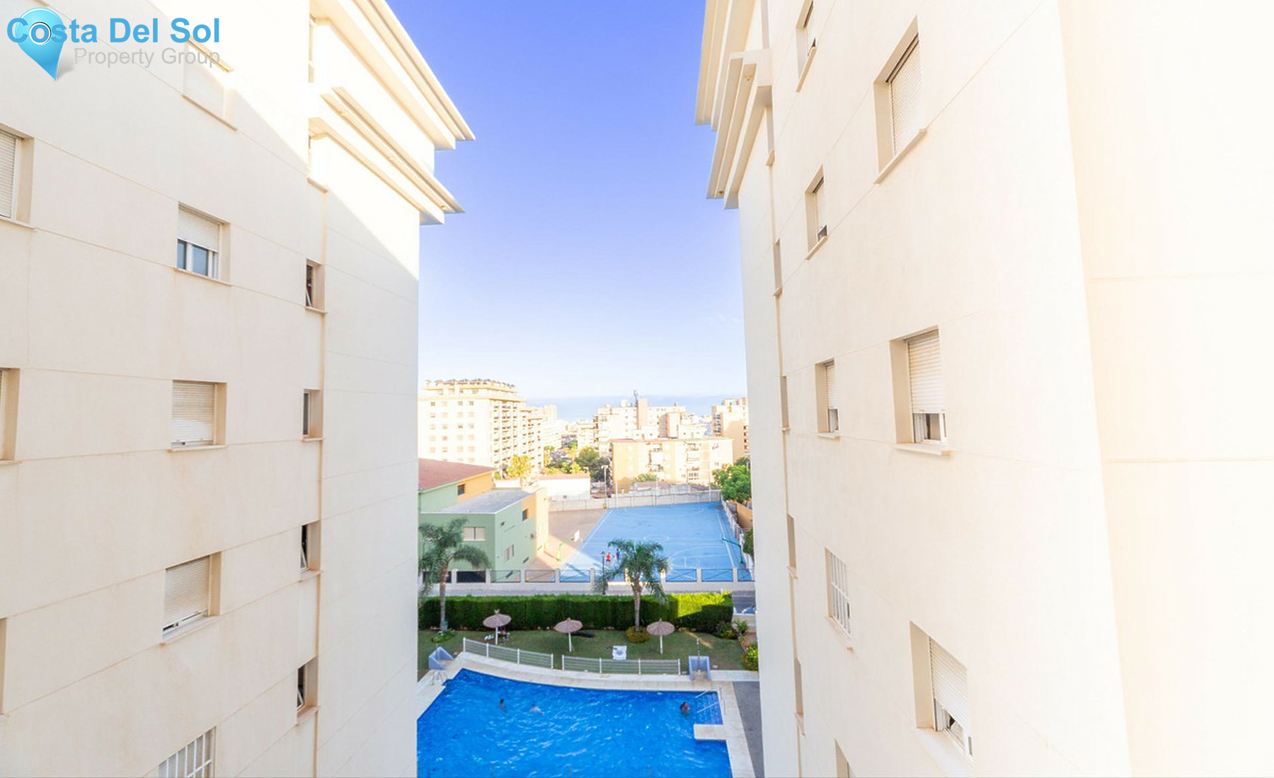 Middle Floor Apartment in Fuengirola-1409434