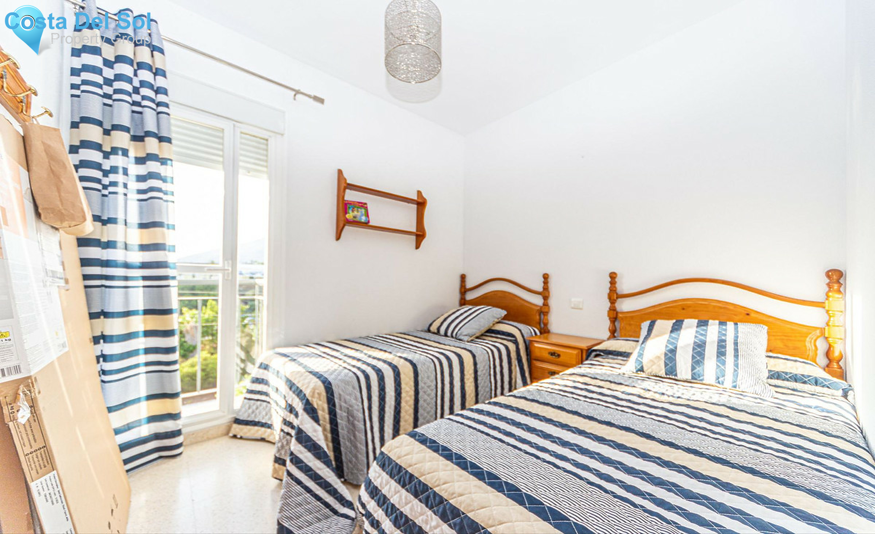 Middle Floor Apartment in Fuengirola-1409437