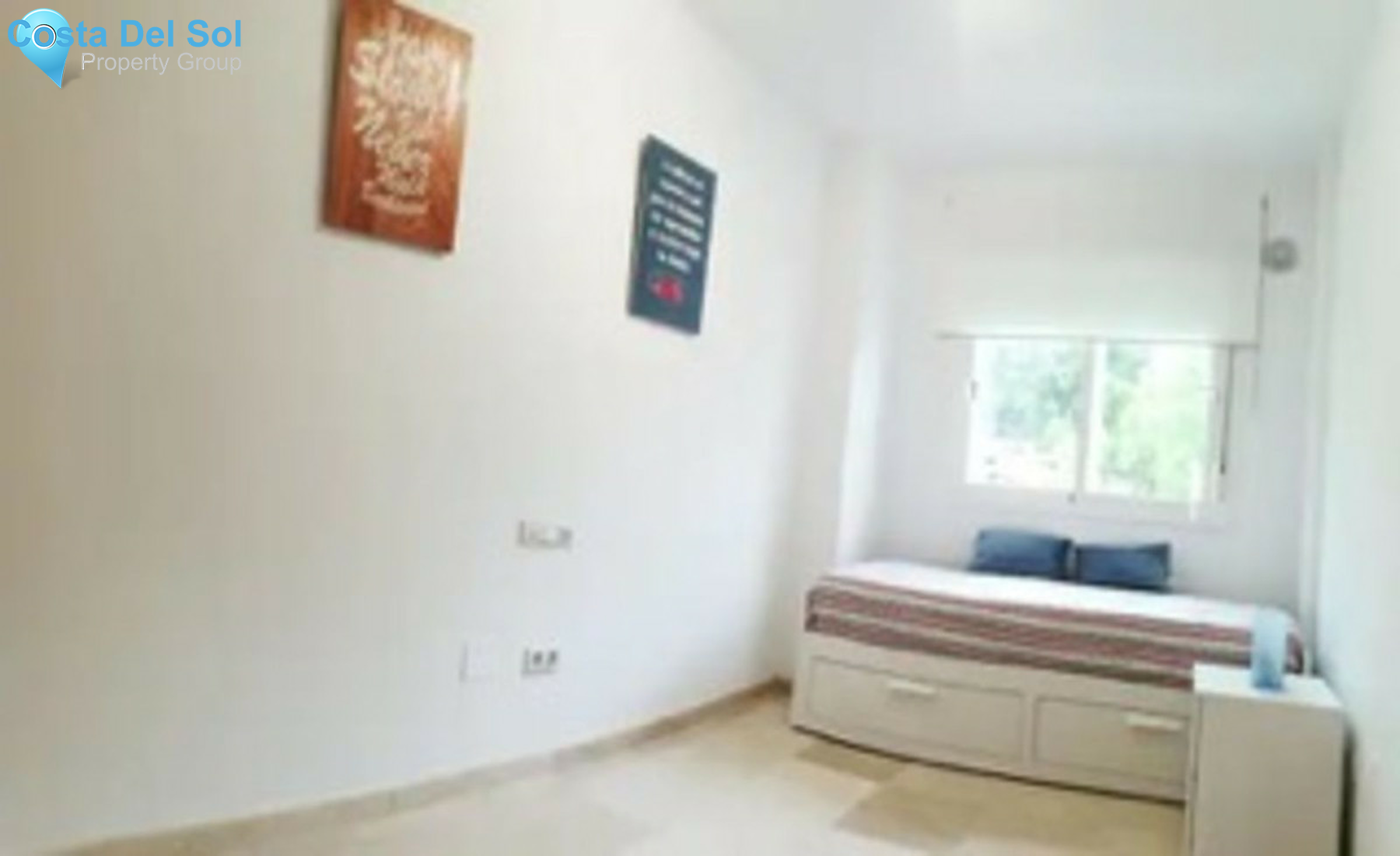 Middle Floor Apartment in Fuengirola-1434034