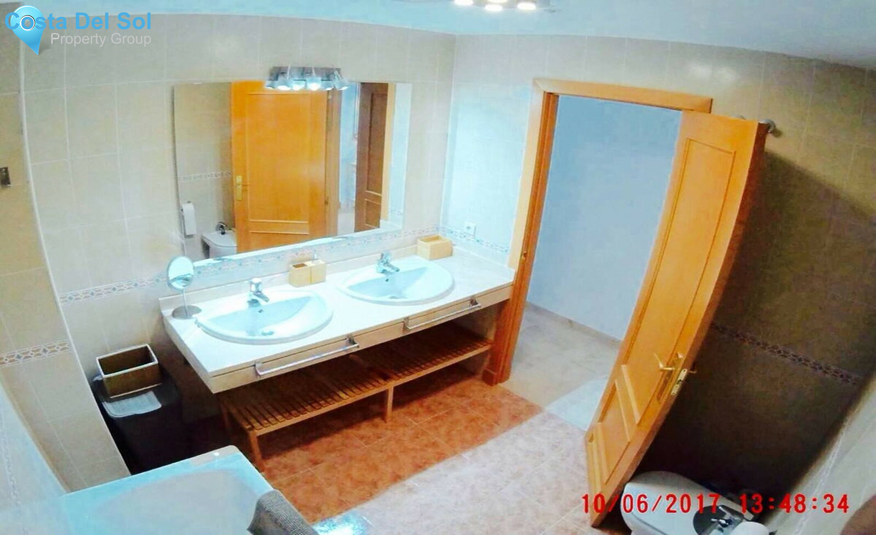 Middle Floor Apartment in Fuengirola-1434029