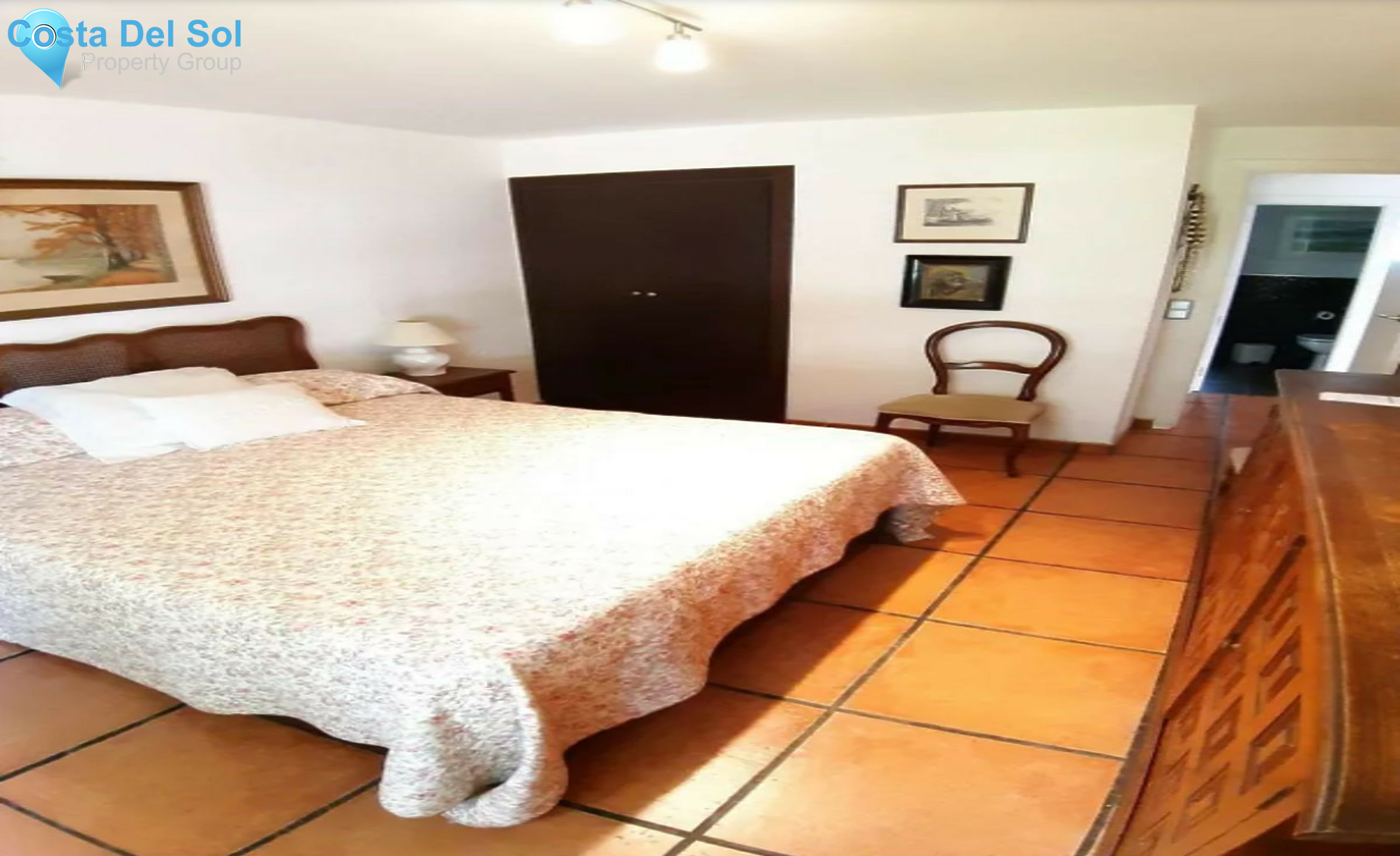 Middle Floor Apartment in Fuengirola-1460866