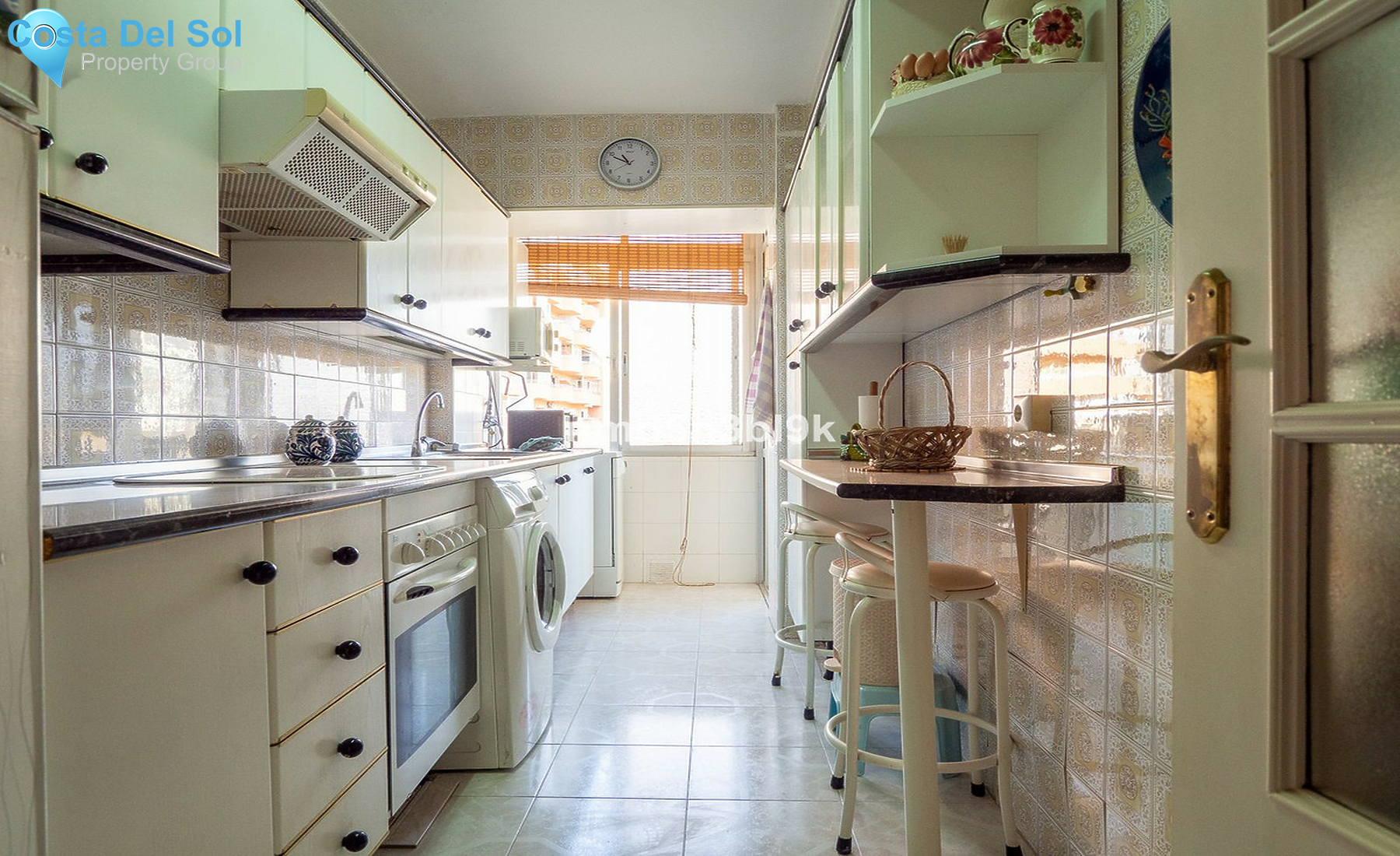 Middle Floor Apartment in Fuengirola-1476208