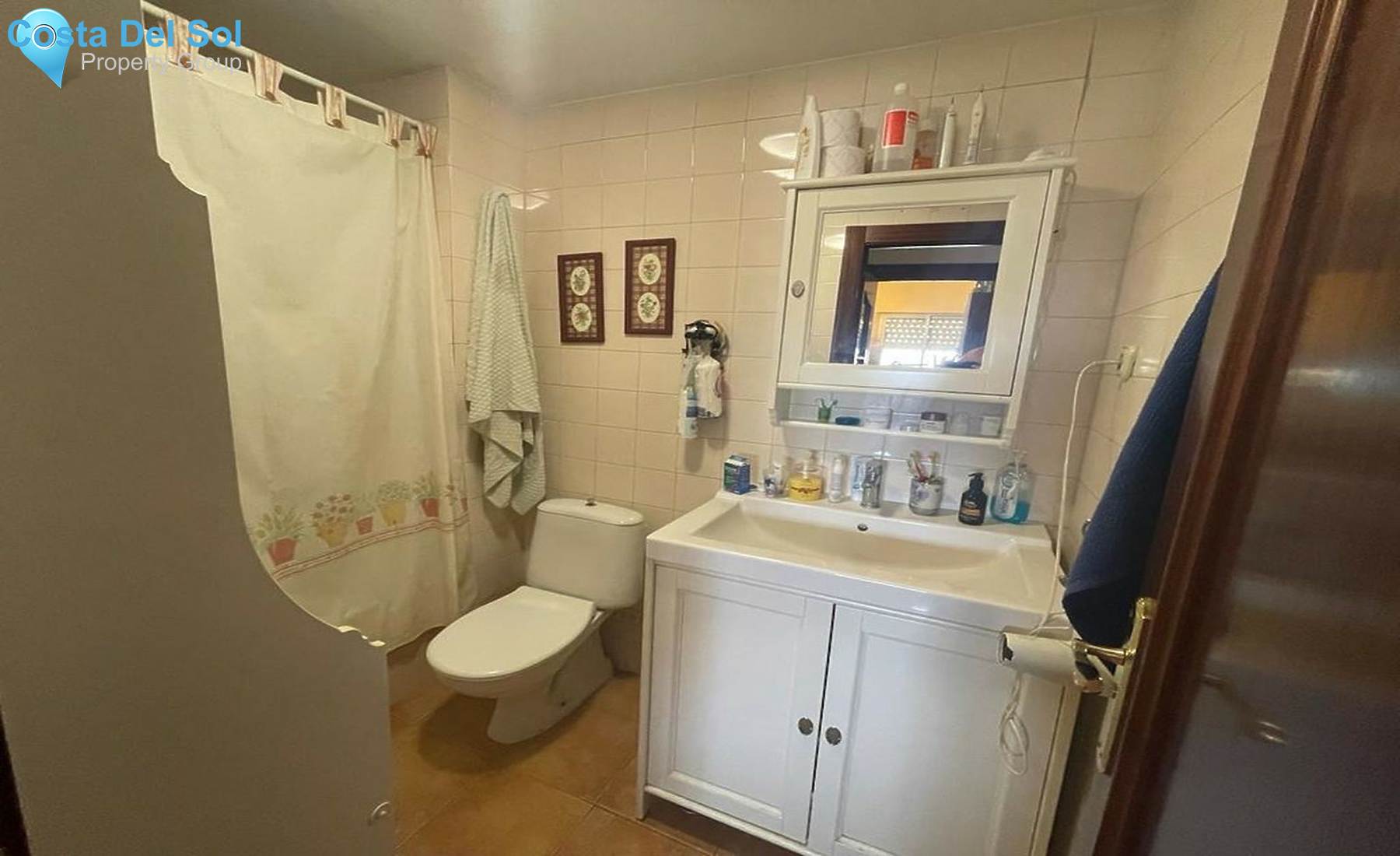 Middle Floor Apartment in Fuengirola-1477798
