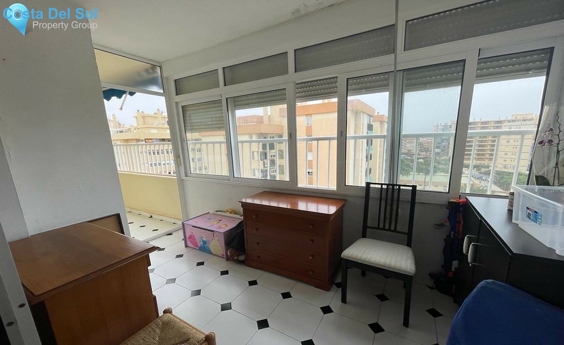 Middle Floor Apartment in Fuengirola-1477783