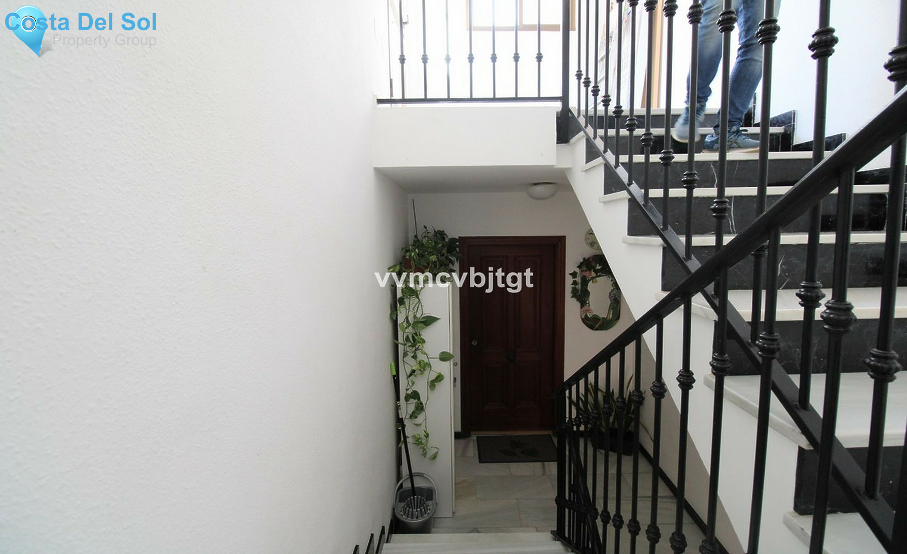 Middle Floor Apartment in Fuengirola-1500776