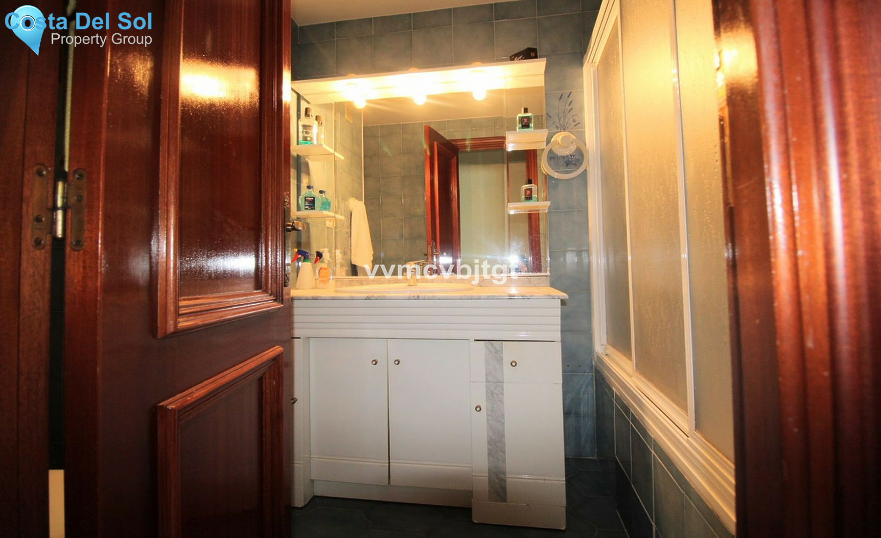 Middle Floor Apartment in Fuengirola-1500777