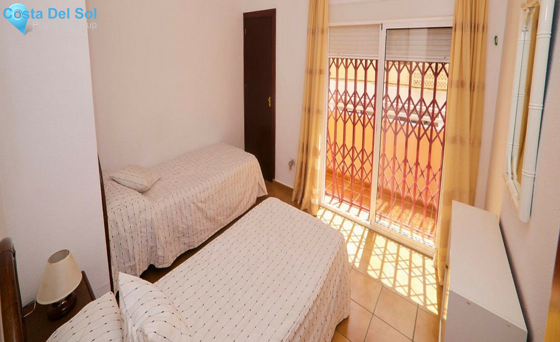 Middle Floor Apartment in Fuengirola-1543242