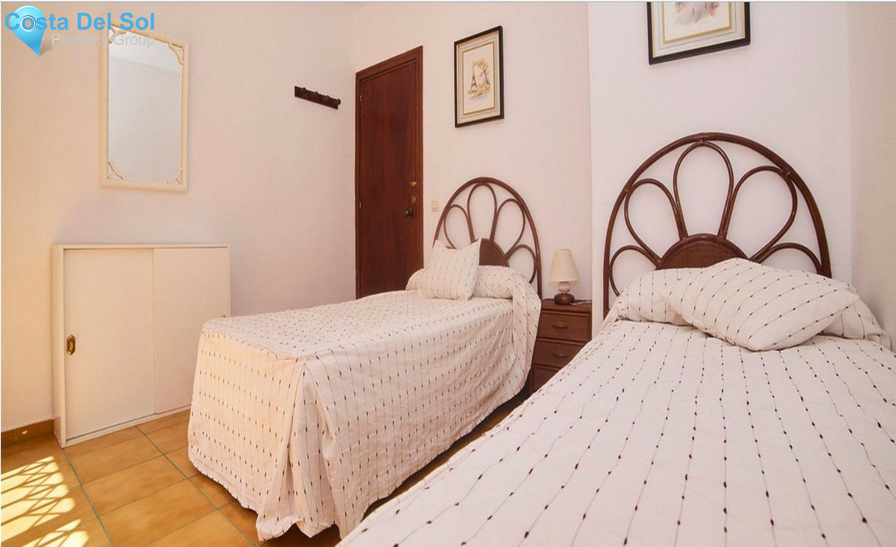 Middle Floor Apartment in Fuengirola-1543240