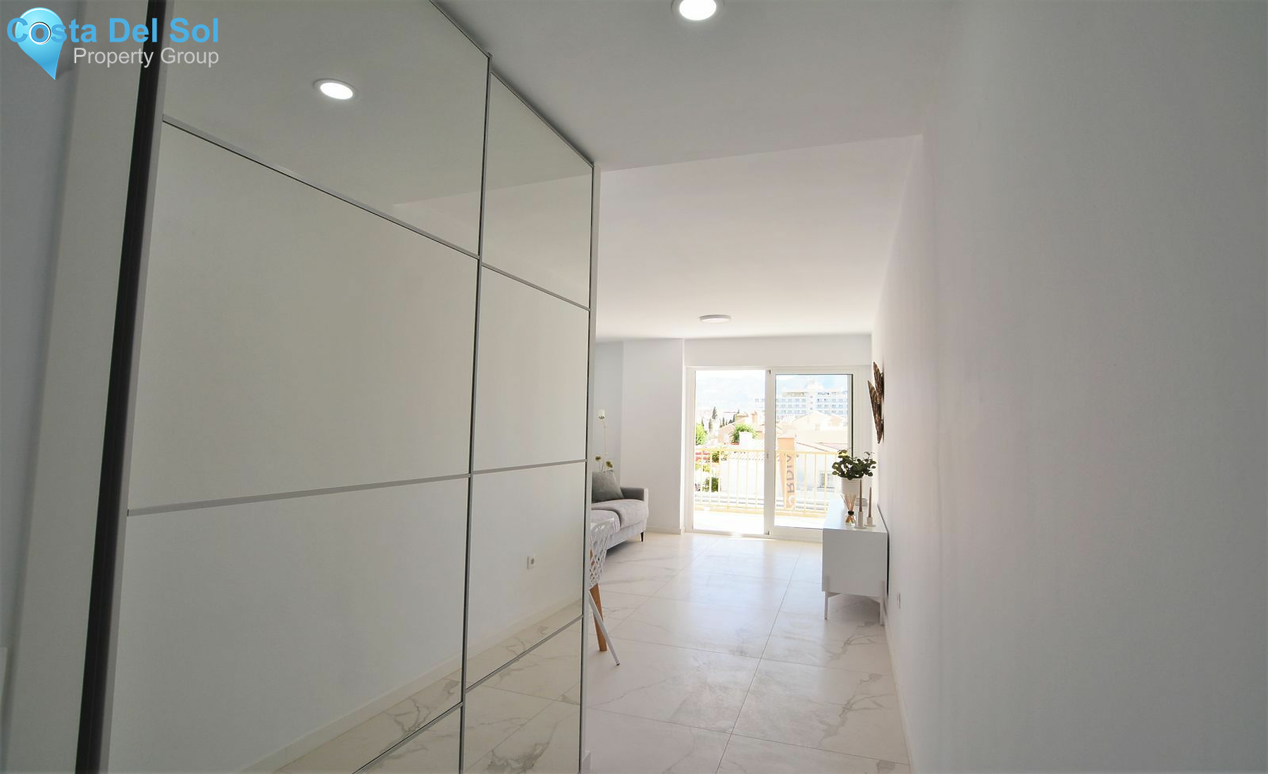 Middle Floor Apartment in Fuengirola-1126104