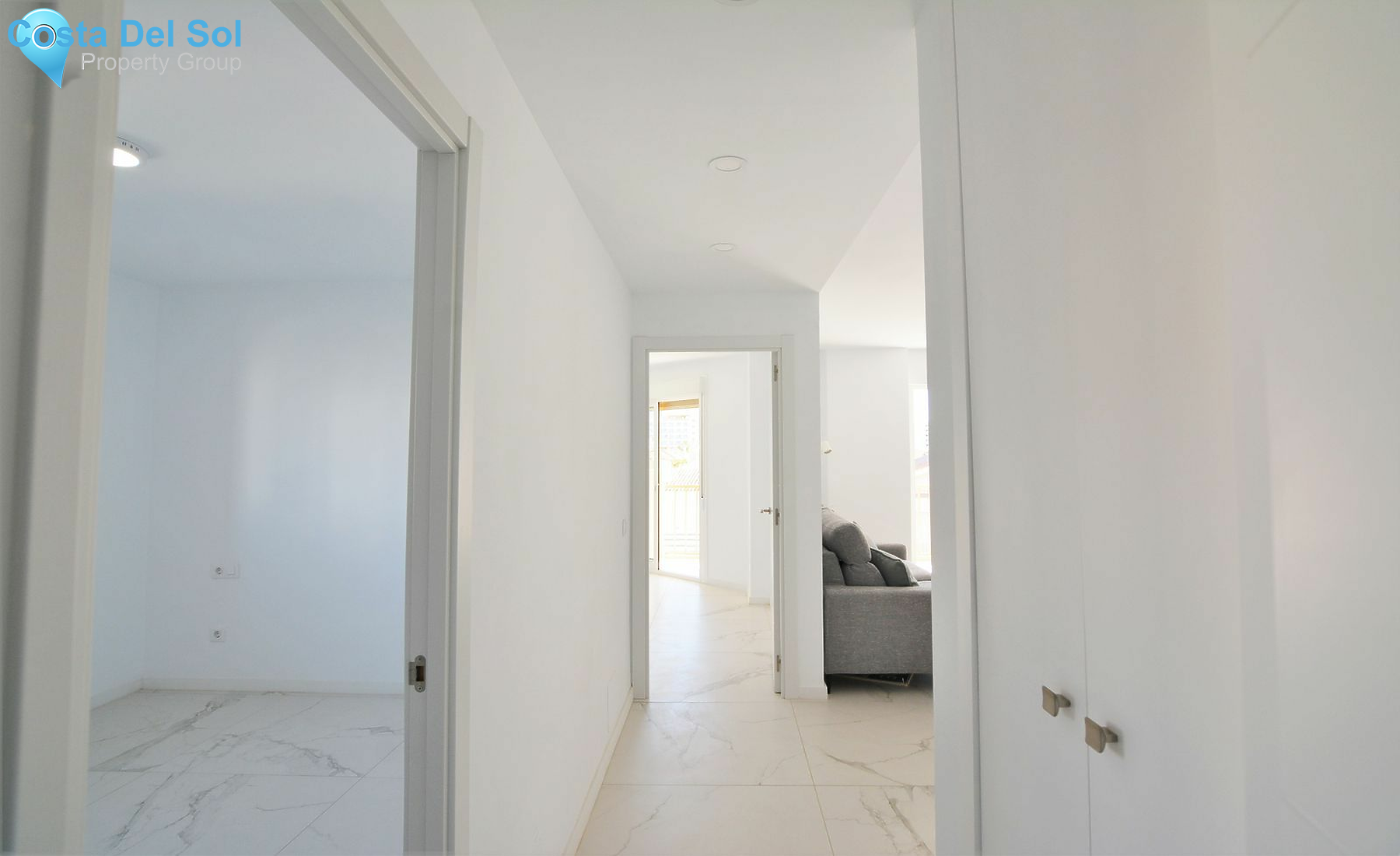 Middle Floor Apartment in Fuengirola-1126105