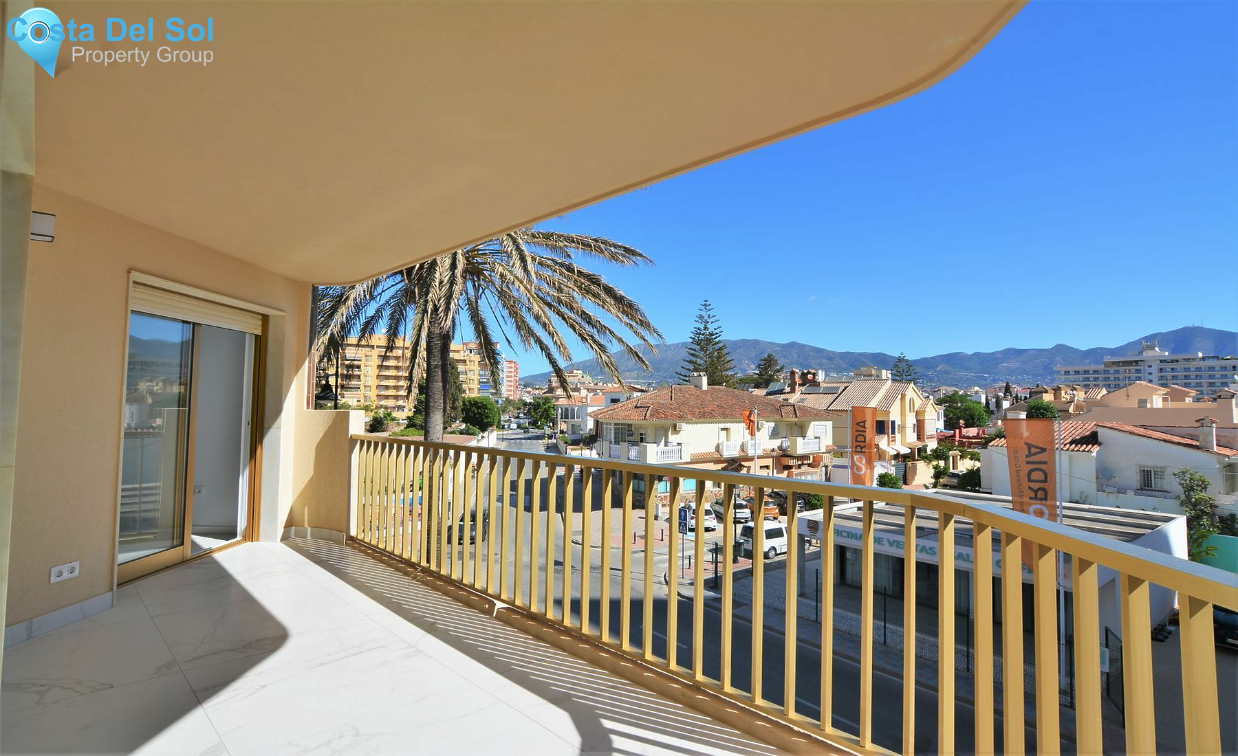 Middle Floor Apartment in Fuengirola-1126096