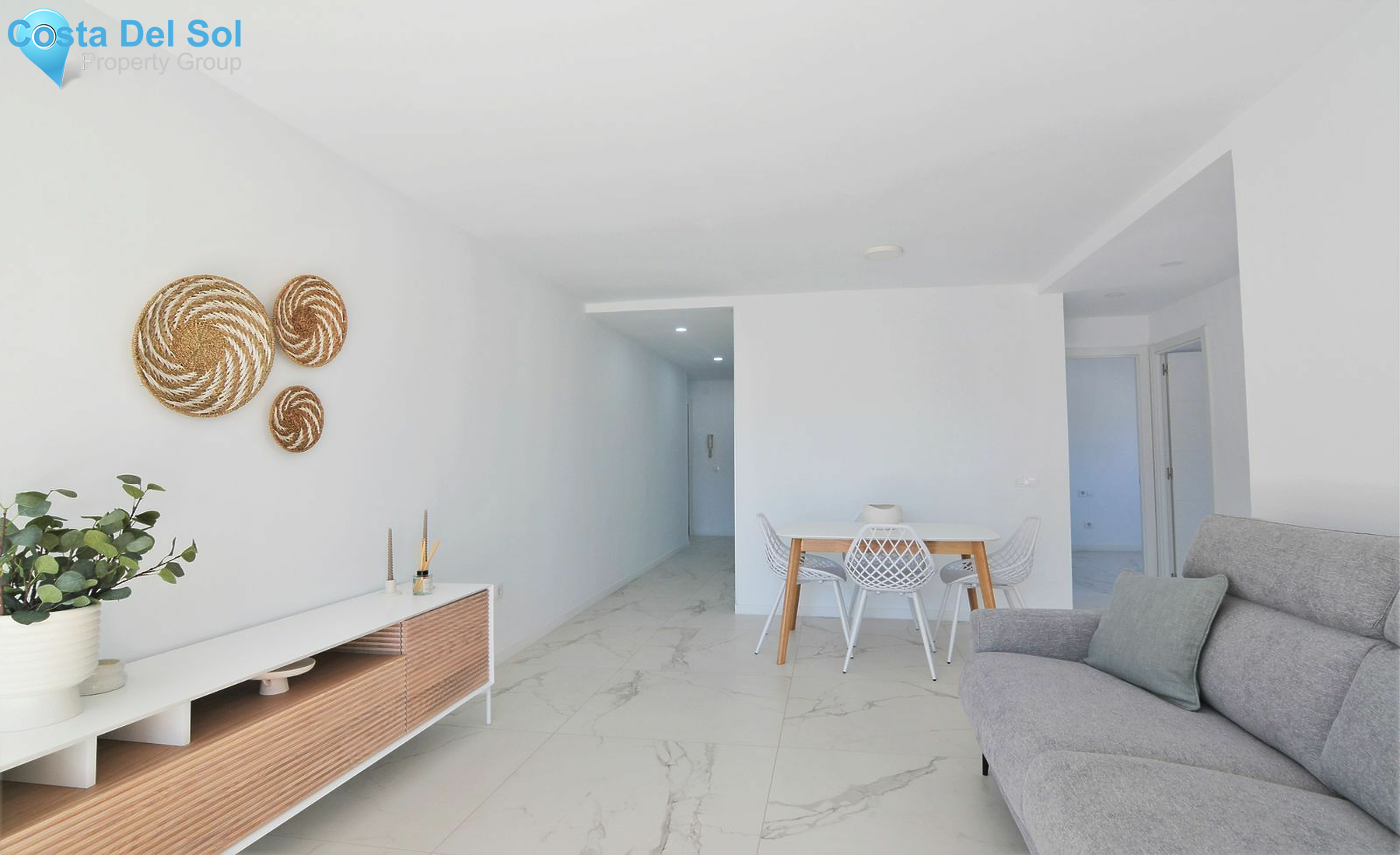 Middle Floor Apartment in Fuengirola-1126099