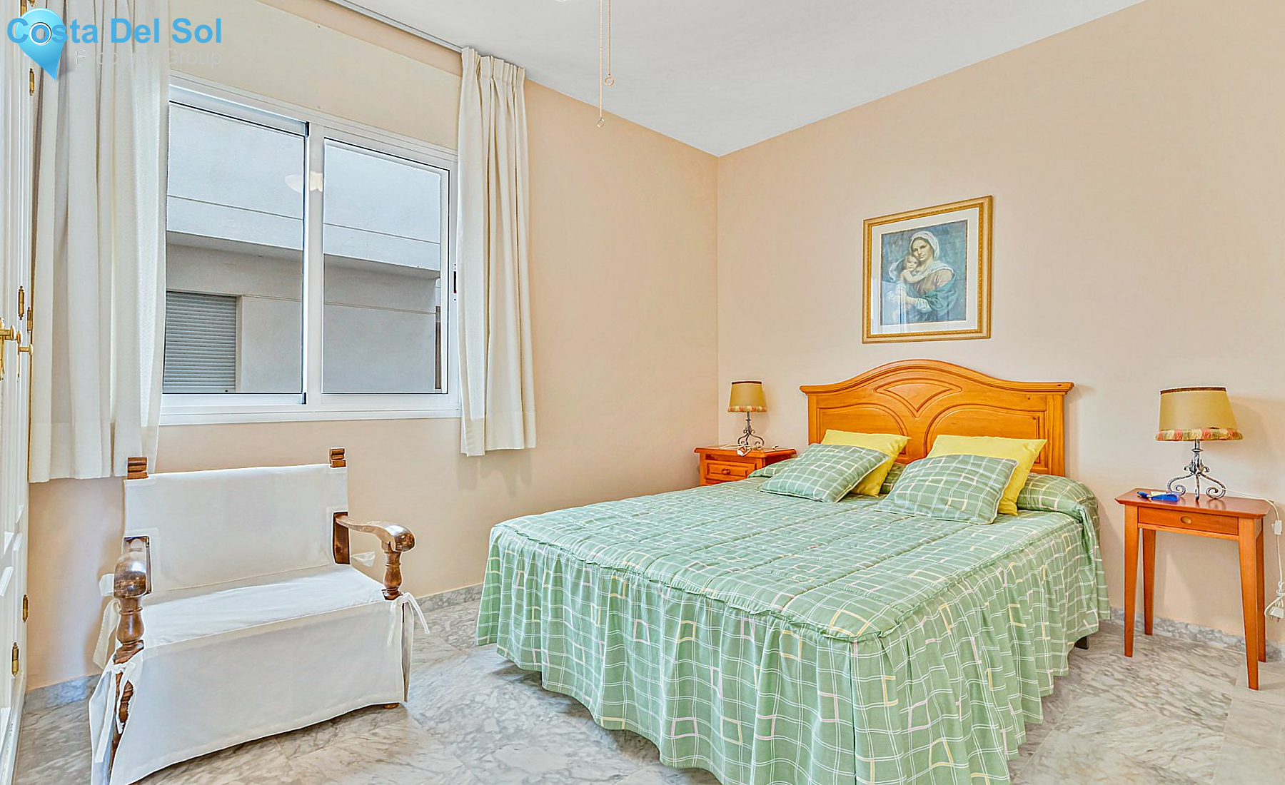 Middle Floor Apartment in Fuengirola-1127537