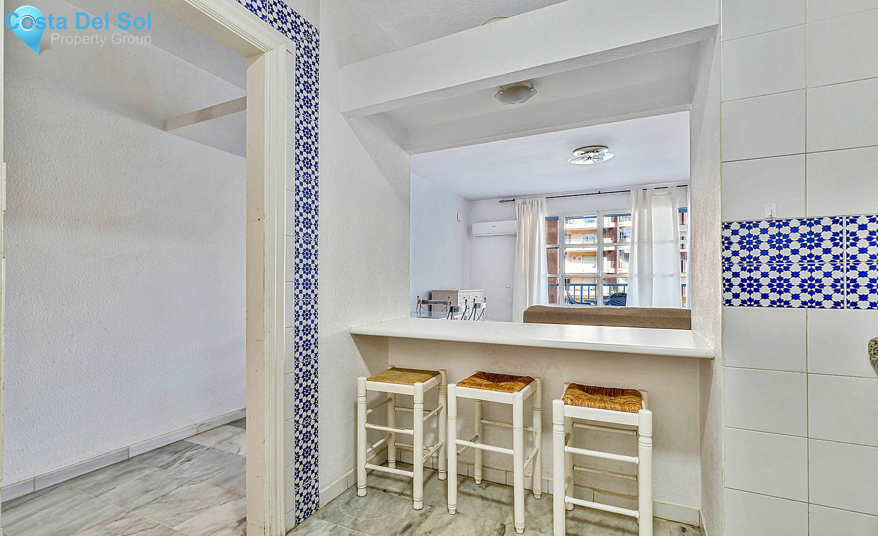 Middle Floor Apartment in Fuengirola-1127853