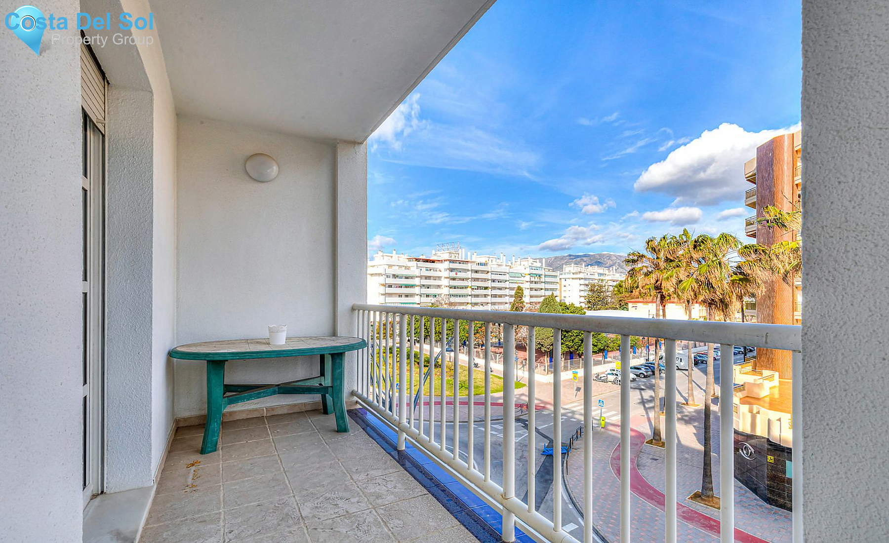 Middle Floor Apartment in Fuengirola-1127848