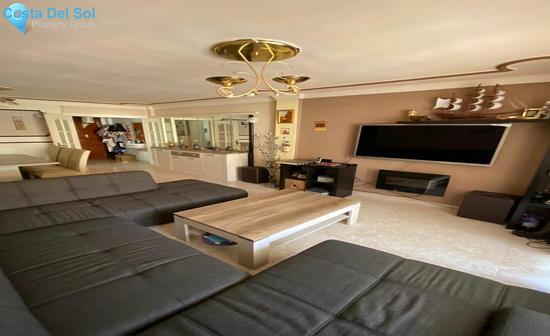 Middle Floor Apartment in Fuengirola-1128100