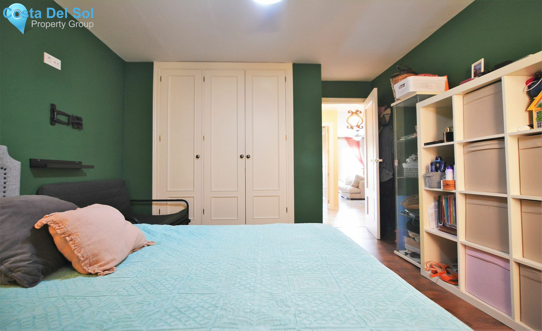 Middle Floor Apartment in Fuengirola-1131063