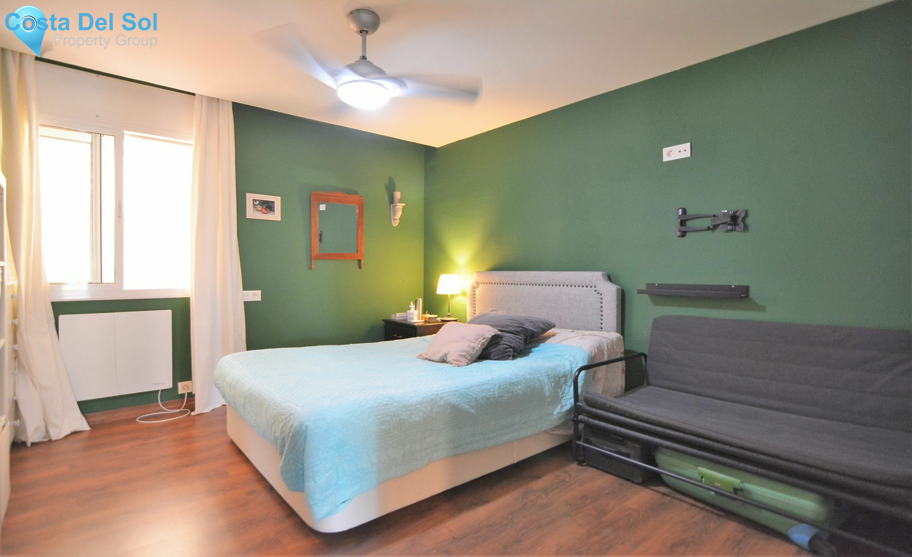 Middle Floor Apartment in Fuengirola-1131064