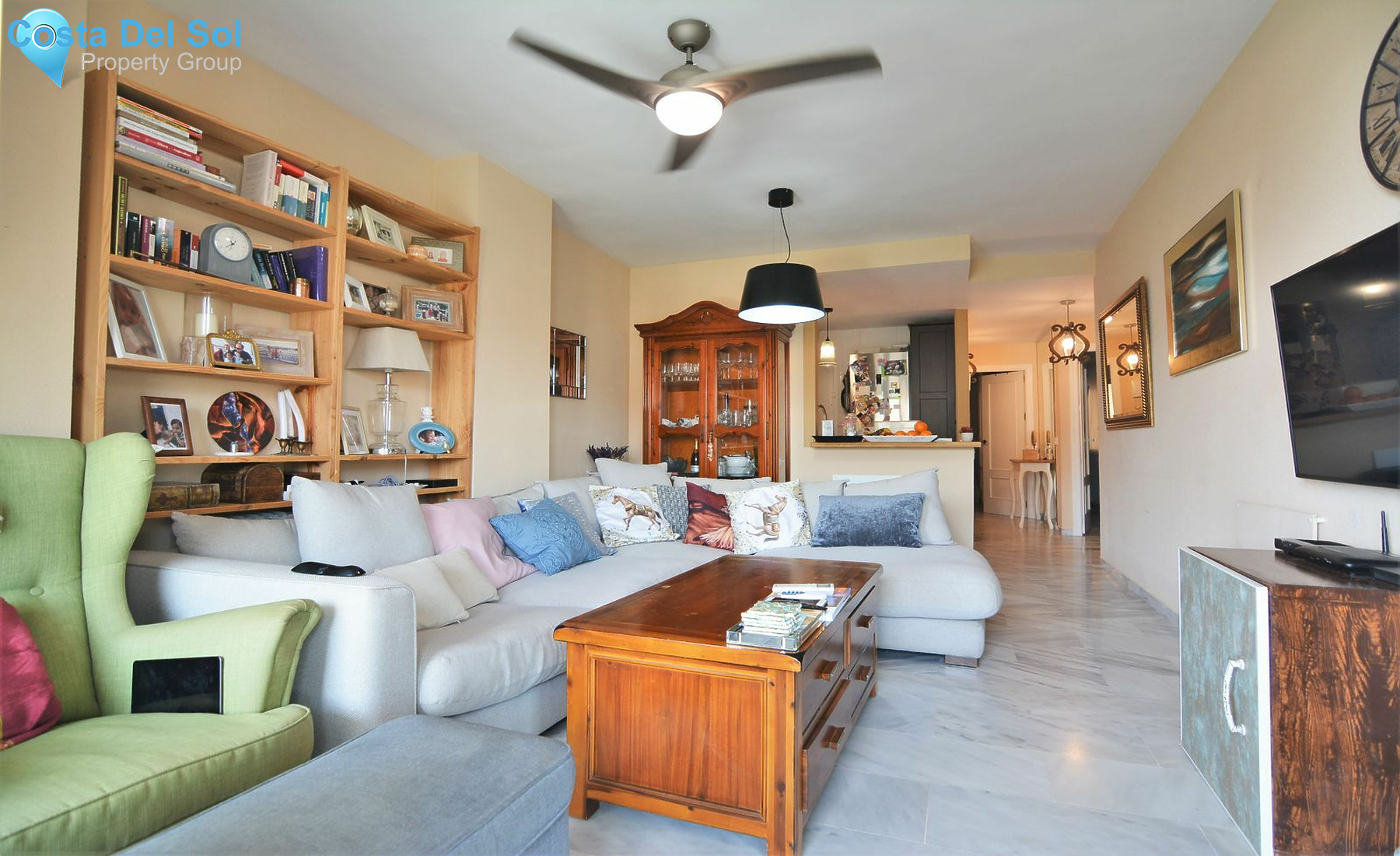 Middle Floor Apartment in Fuengirola-1131055