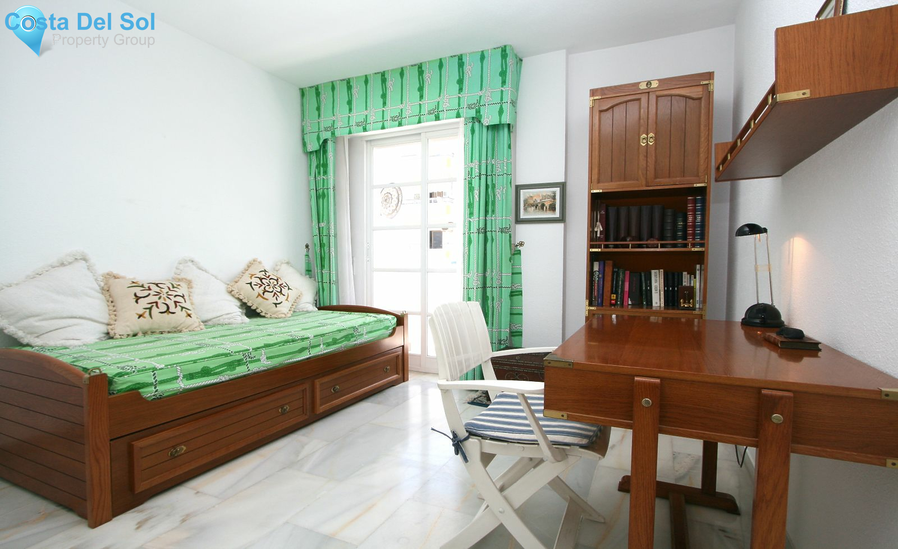 Middle Floor Apartment in Fuengirola-1135630