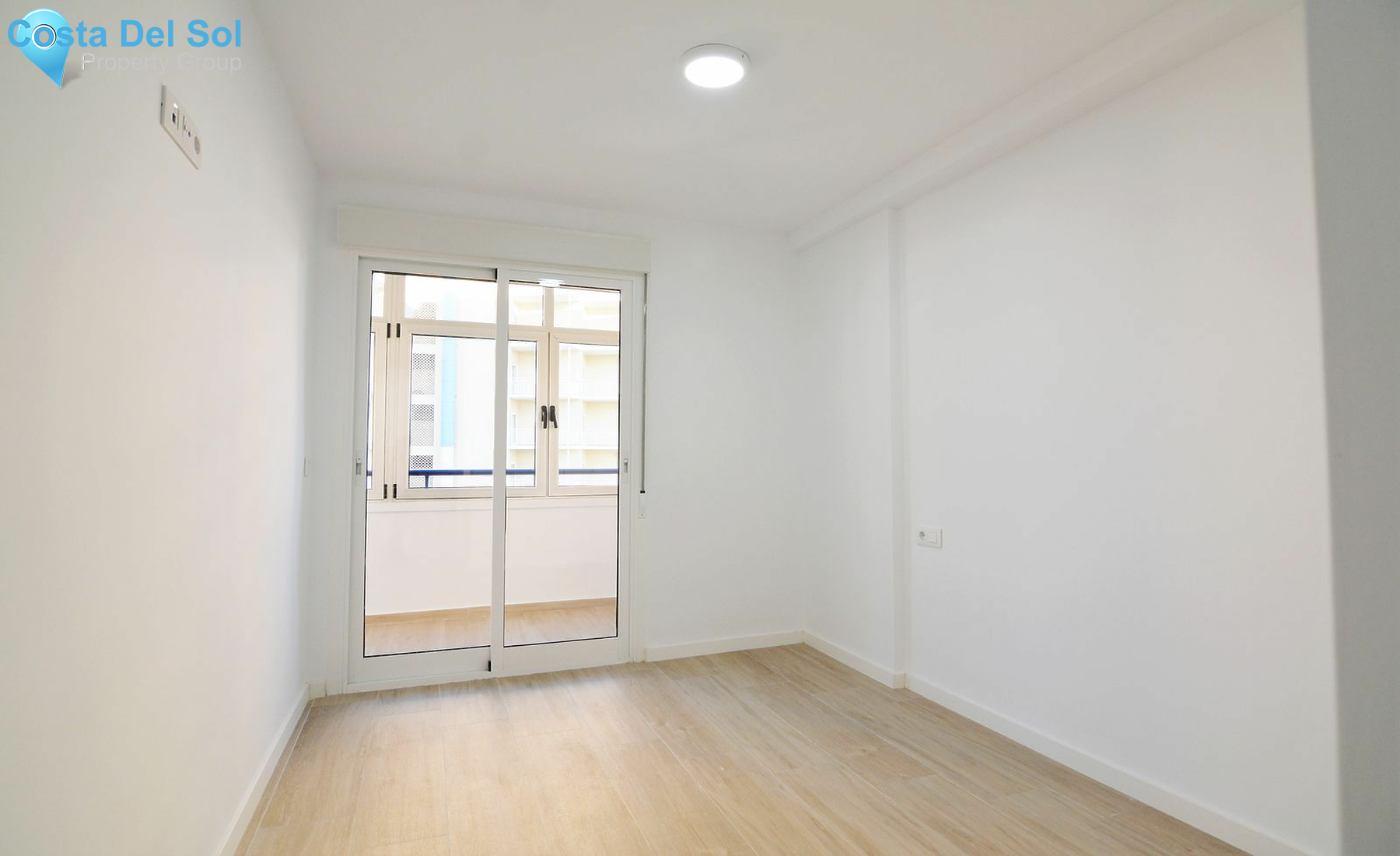 Middle Floor Apartment in Fuengirola-1138539