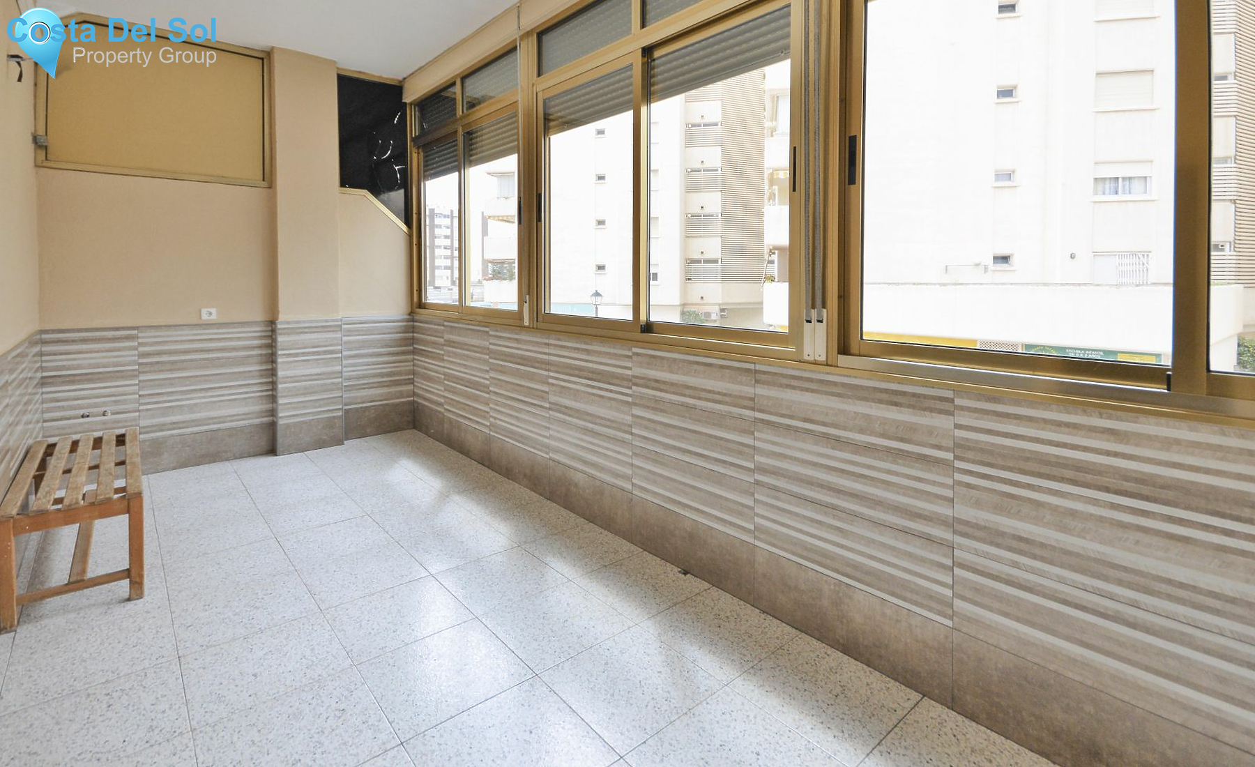 Middle Floor Apartment in Fuengirola-1140277