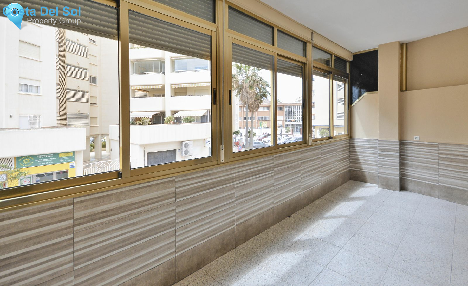 Middle Floor Apartment in Fuengirola-1140278
