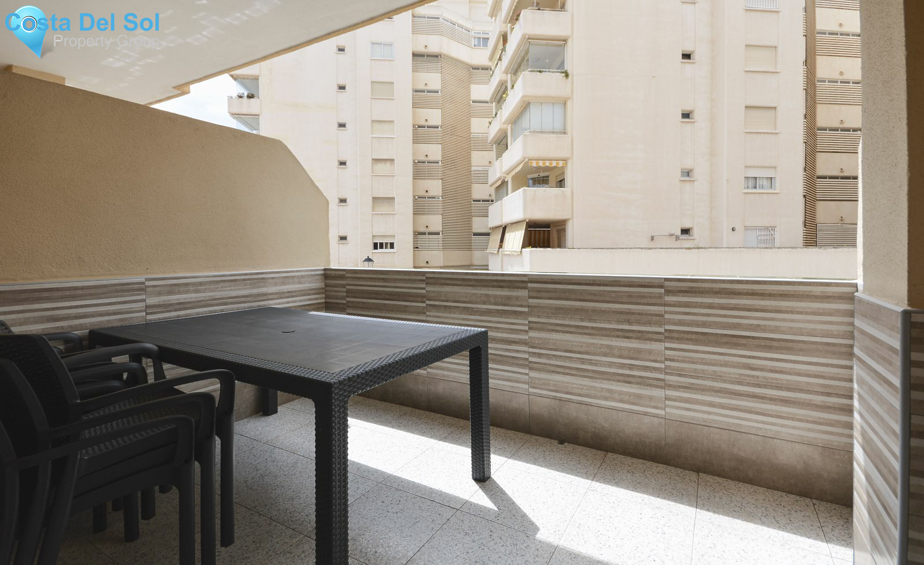 Middle Floor Apartment in Fuengirola-1140279