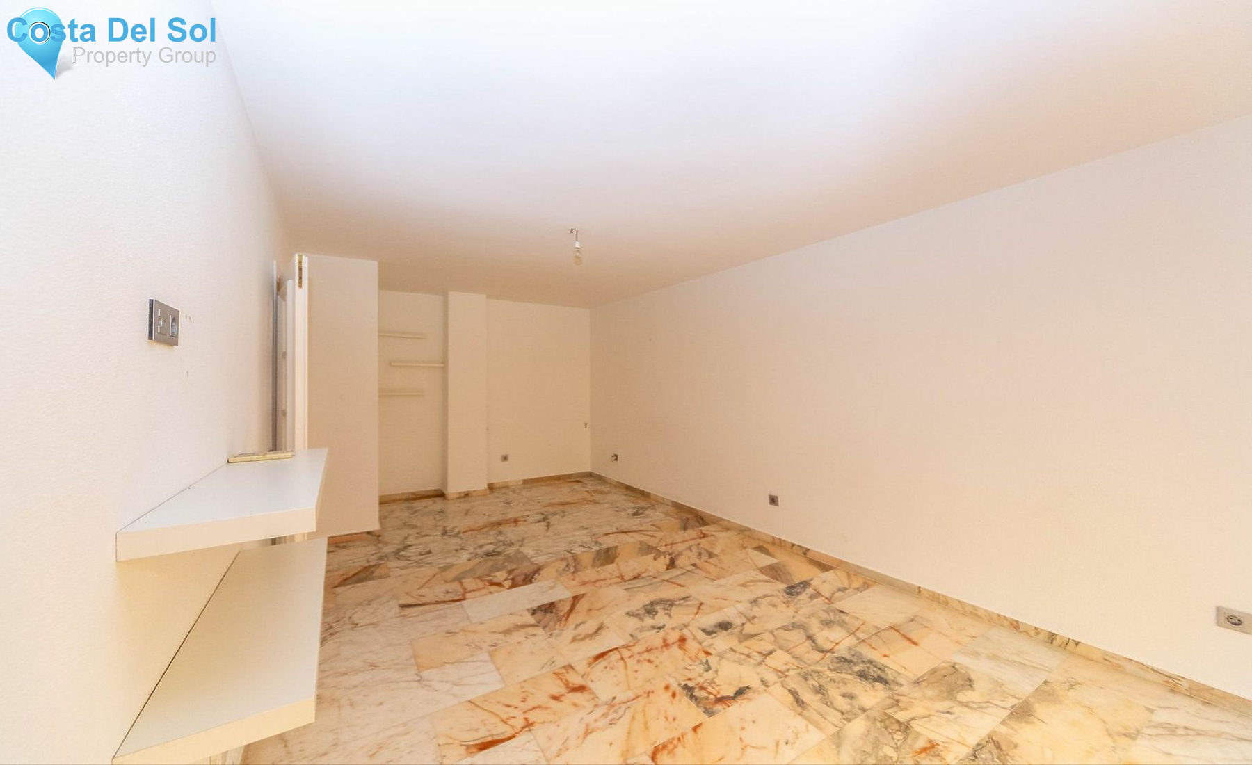 Middle Floor Apartment in Fuengirola-1156267