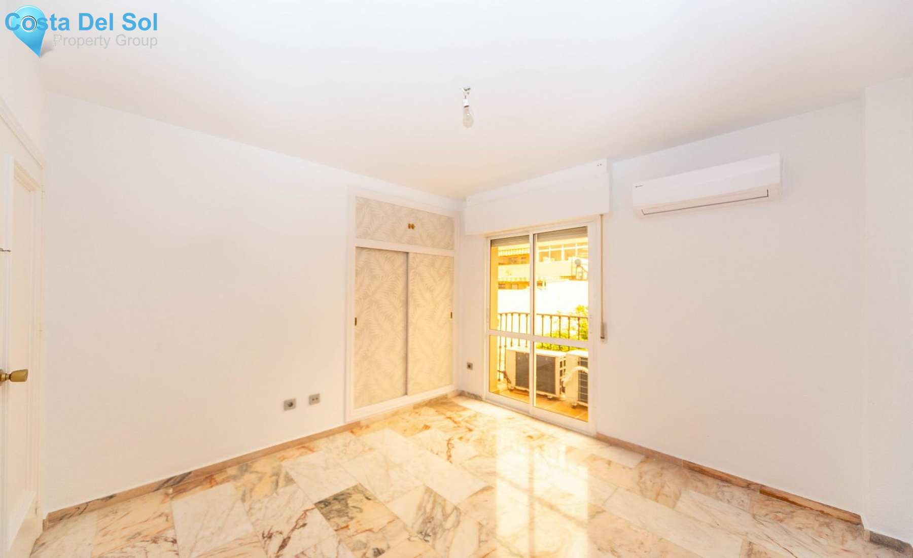Middle Floor Apartment in Fuengirola-1156271