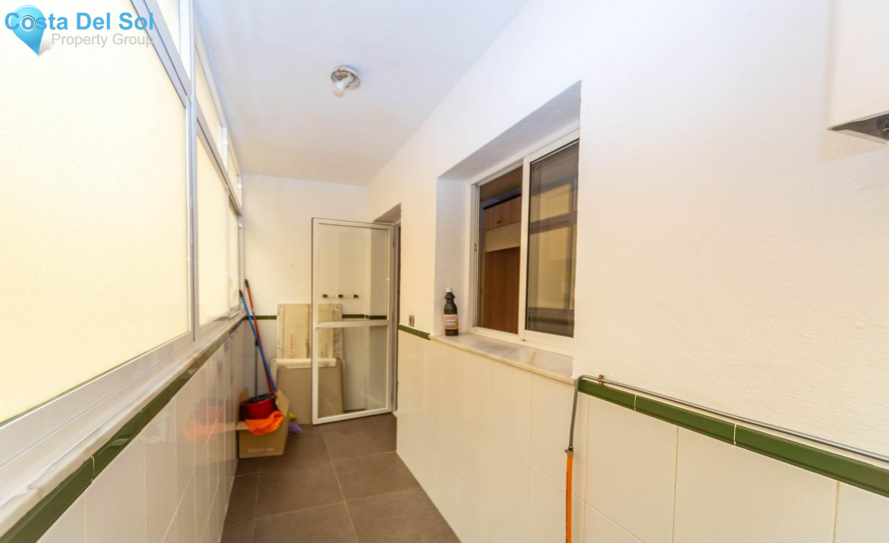 Middle Floor Apartment in Fuengirola-1156274