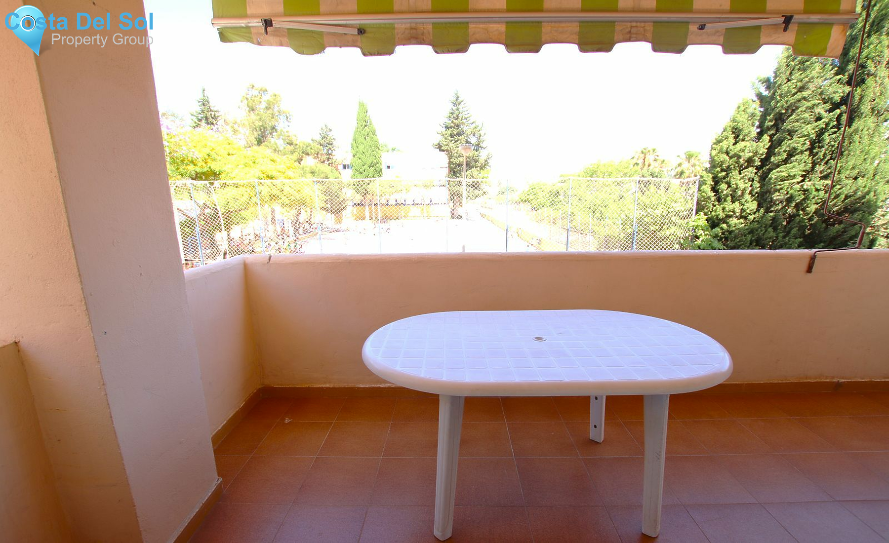 Middle Floor Apartment in Fuengirola-1163953