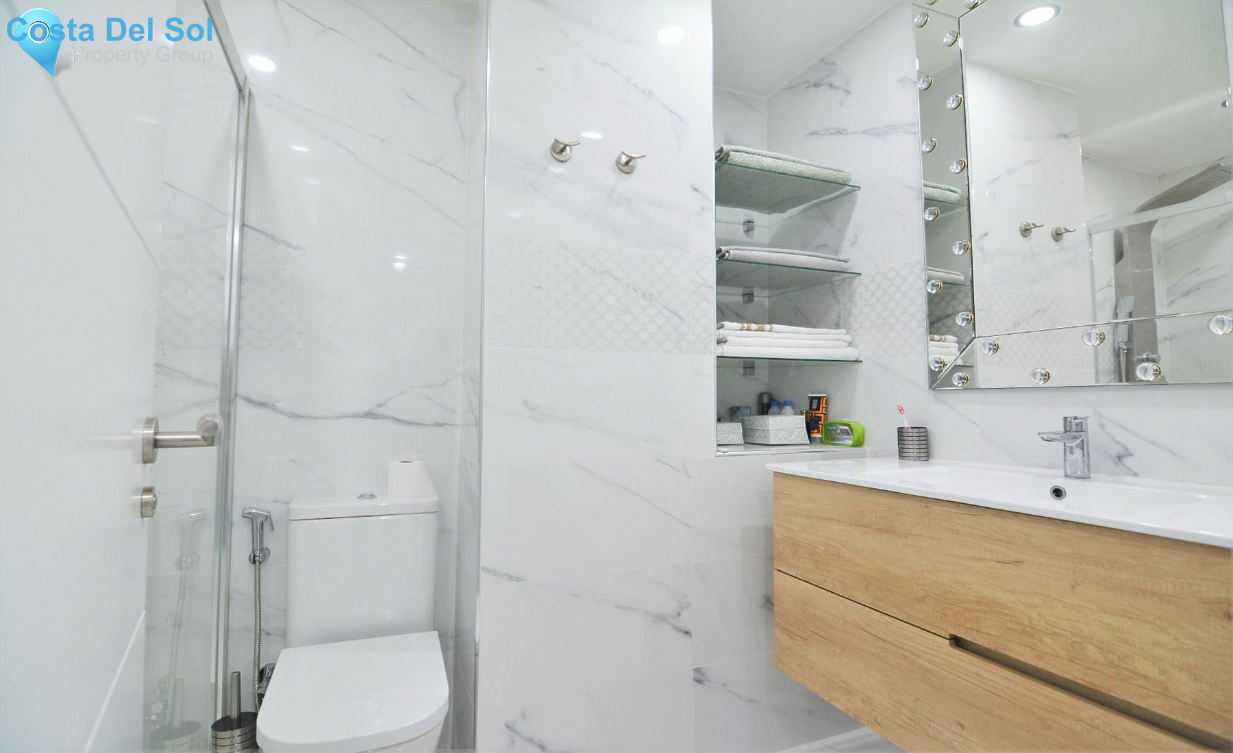 Middle Floor Apartment in Fuengirola-1178613