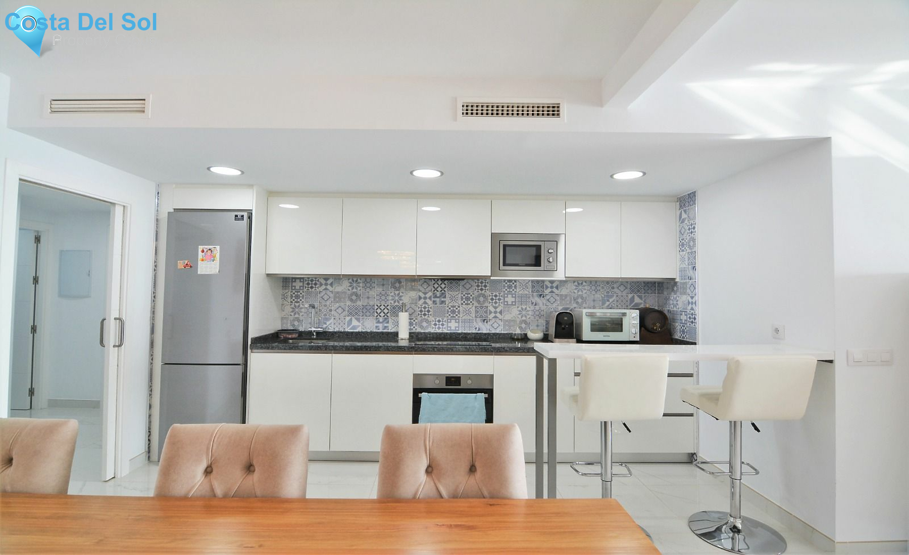 Middle Floor Apartment in Fuengirola-1178599