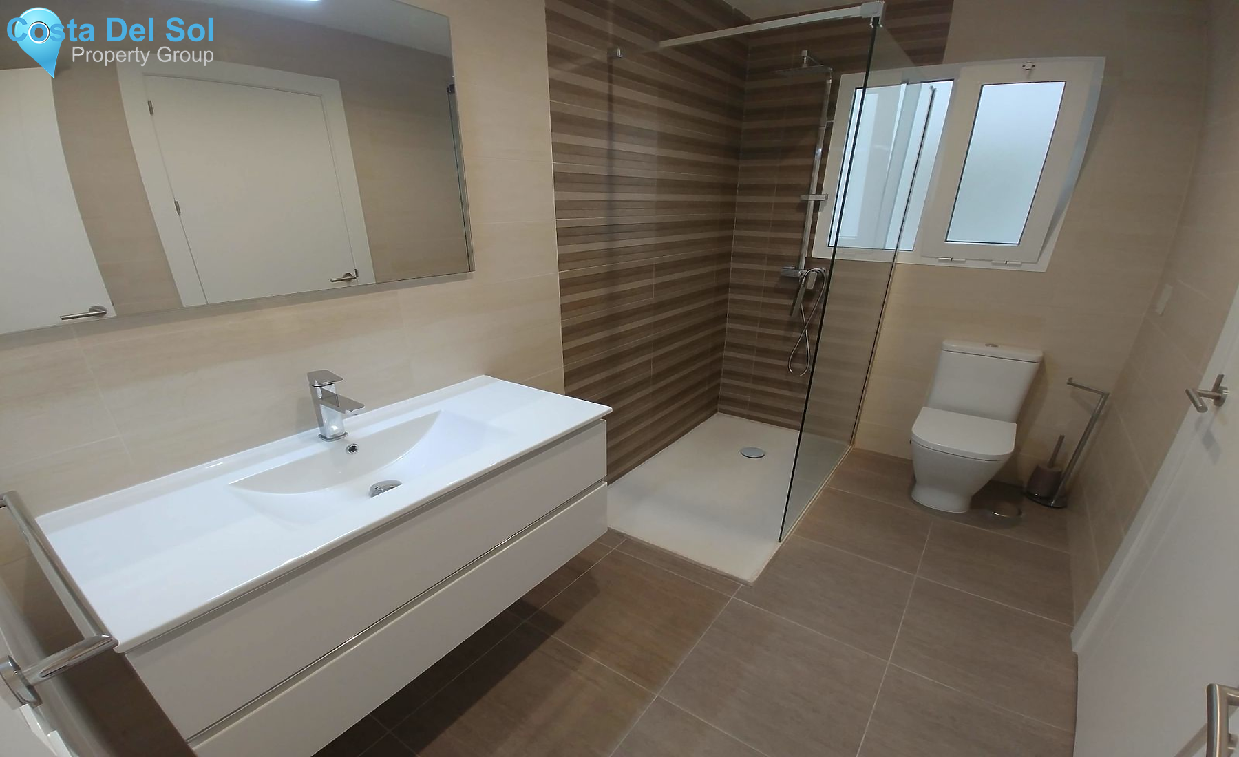 Middle Floor Apartment in Fuengirola-1185394