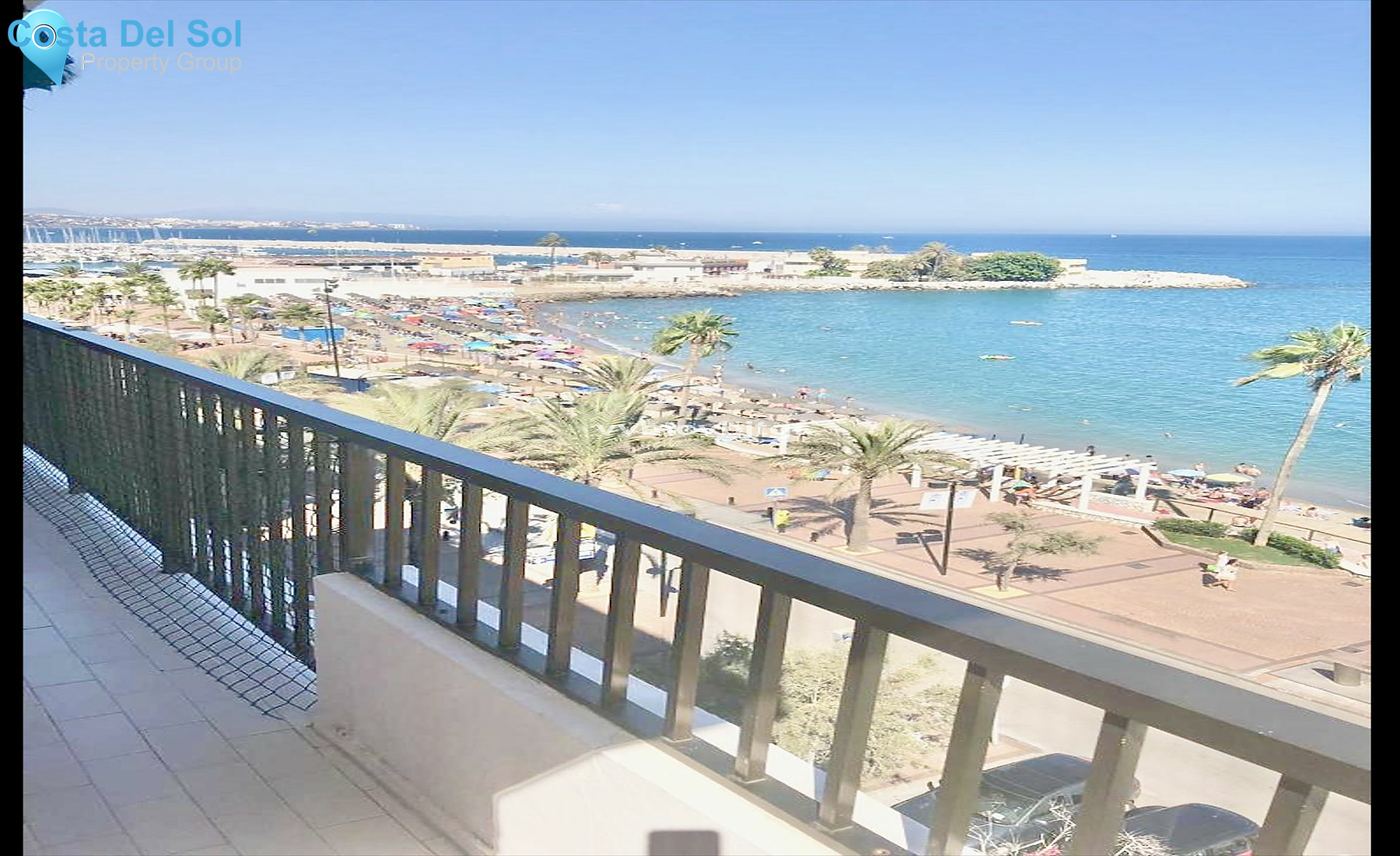 Middle Floor Apartment in Fuengirola-1199992