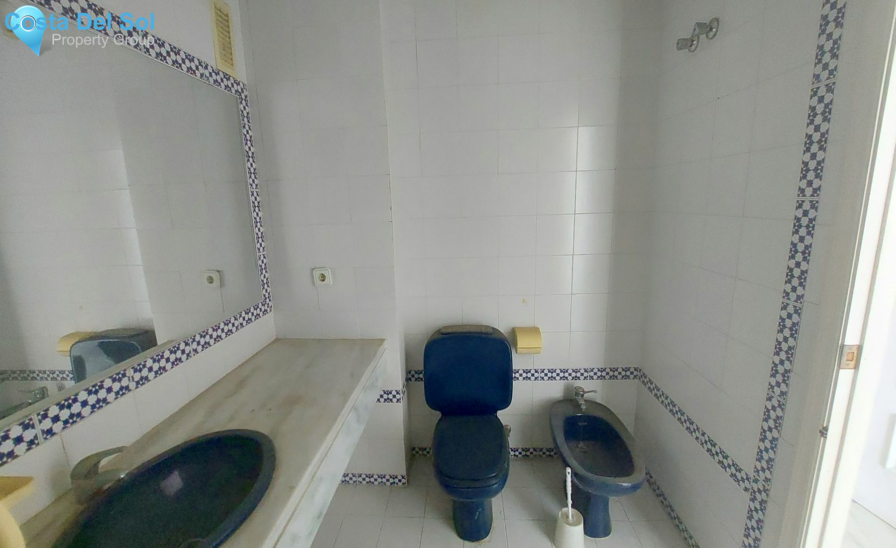 Middle Floor Apartment in Fuengirola-1206880