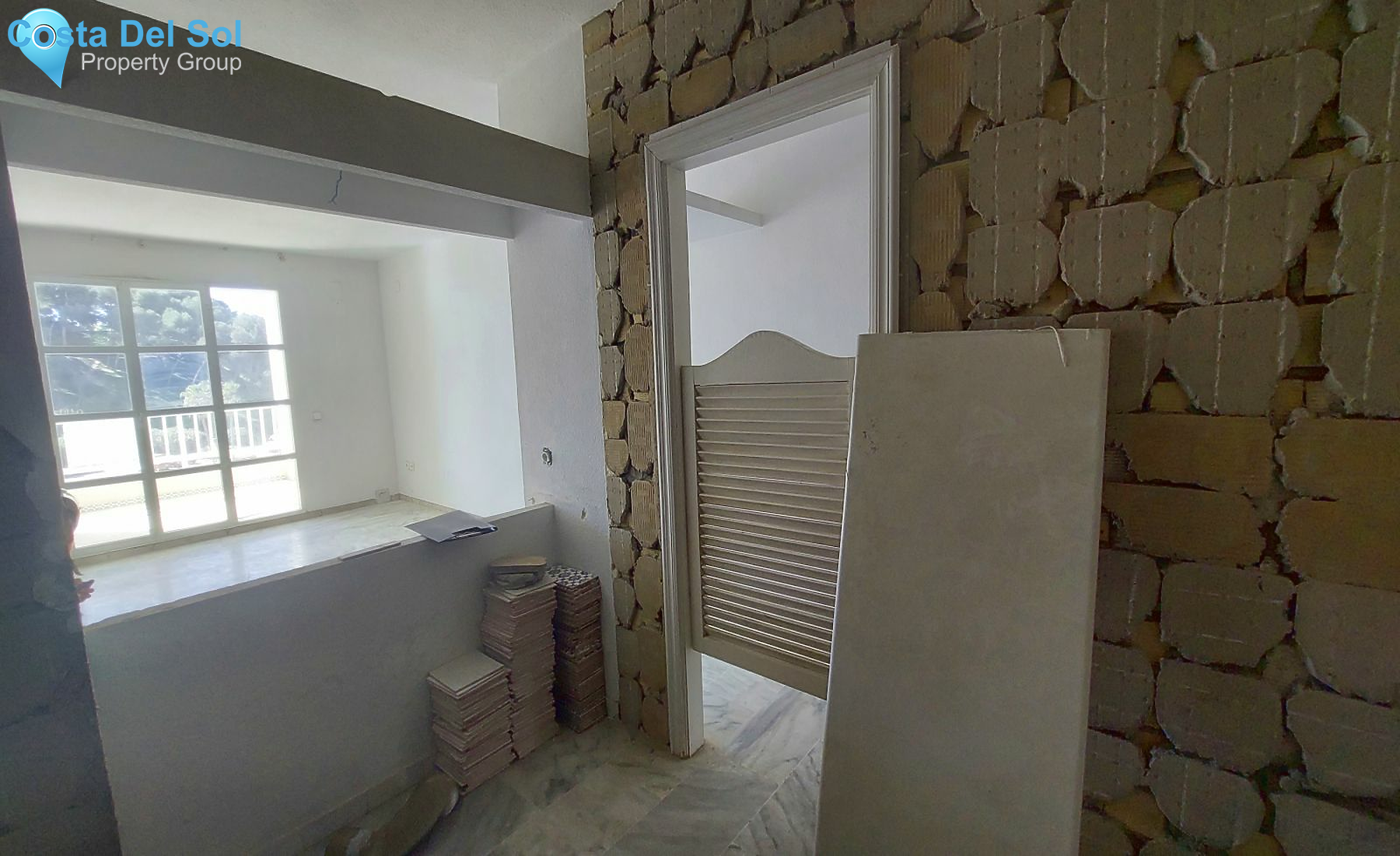 Middle Floor Apartment in Fuengirola-1206875