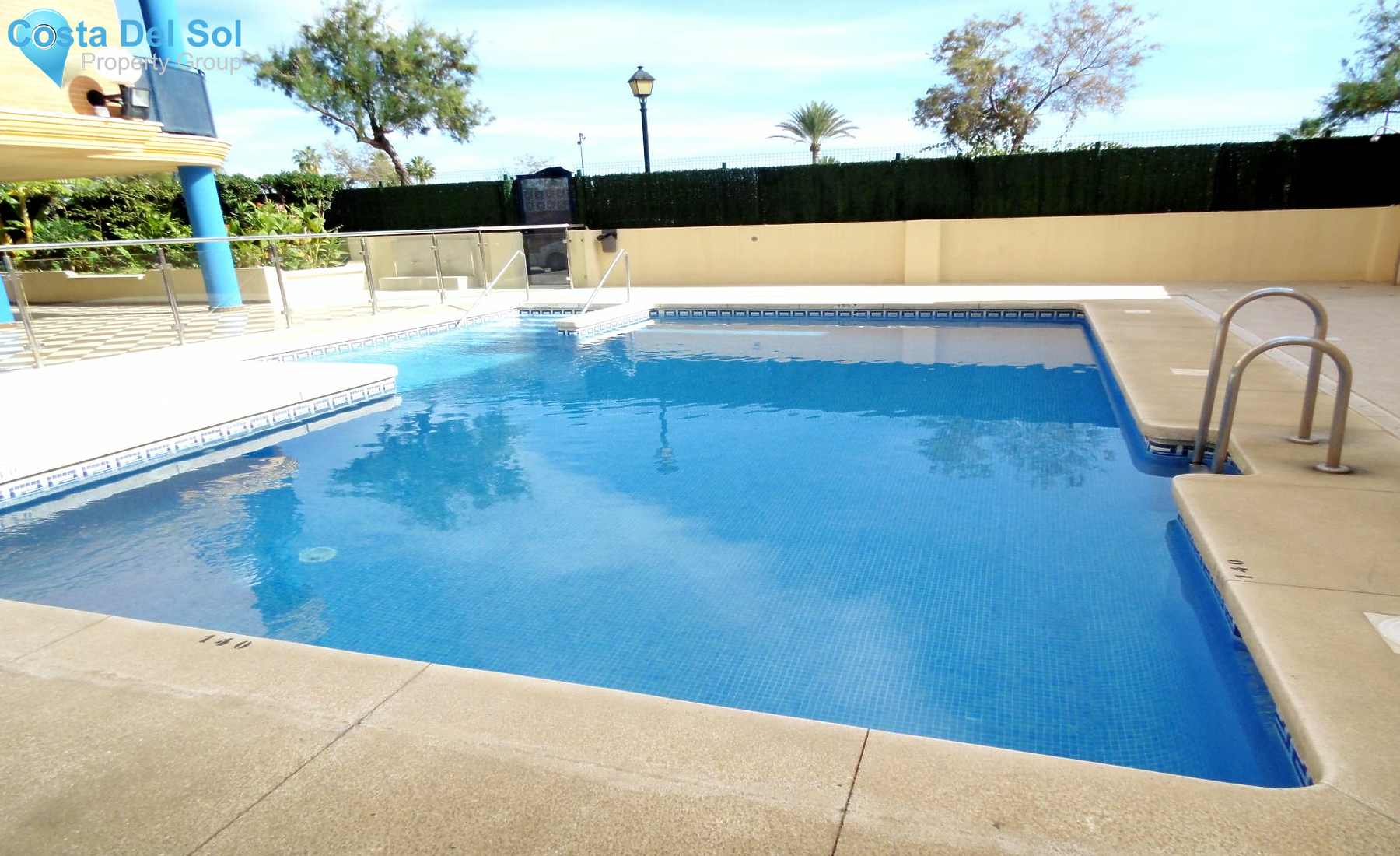 Middle Floor Apartment in Fuengirola-1214463