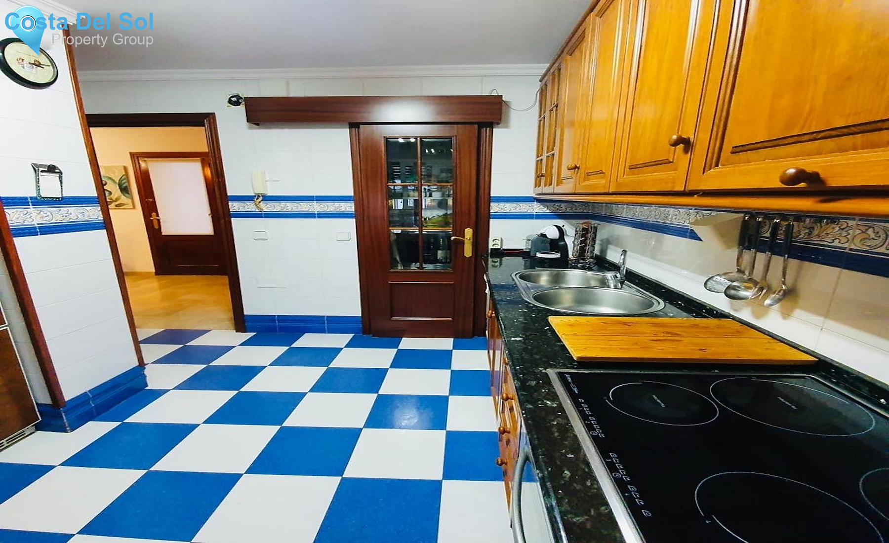 Middle Floor Apartment in Fuengirola-1219888