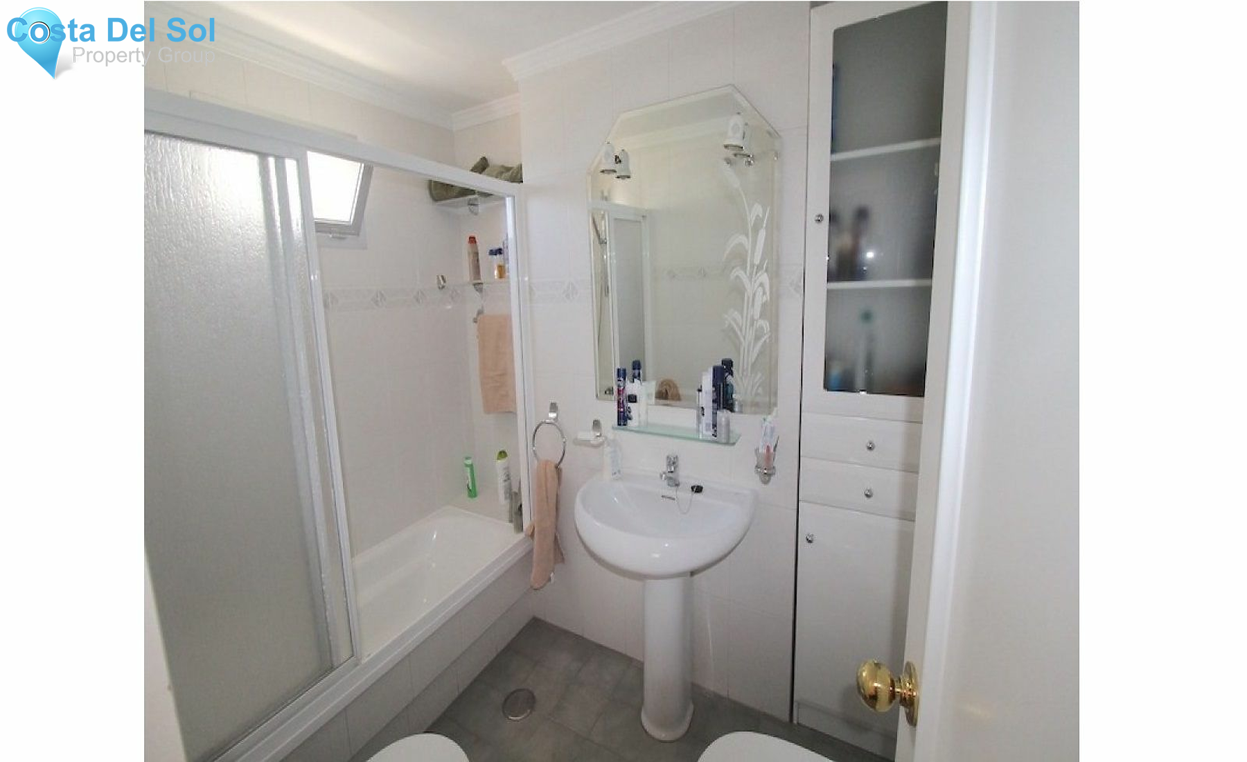 Middle Floor Apartment in Fuengirola-1231311