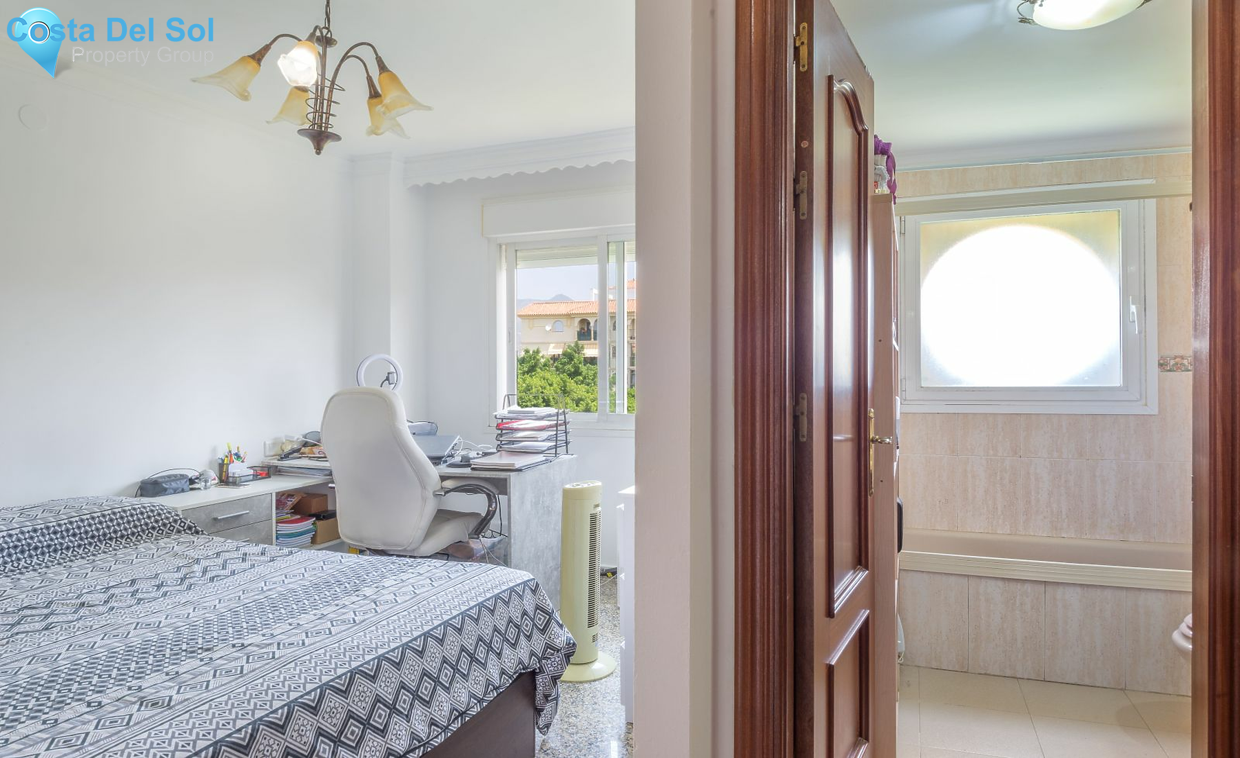 Middle Floor Apartment in Fuengirola-1386435