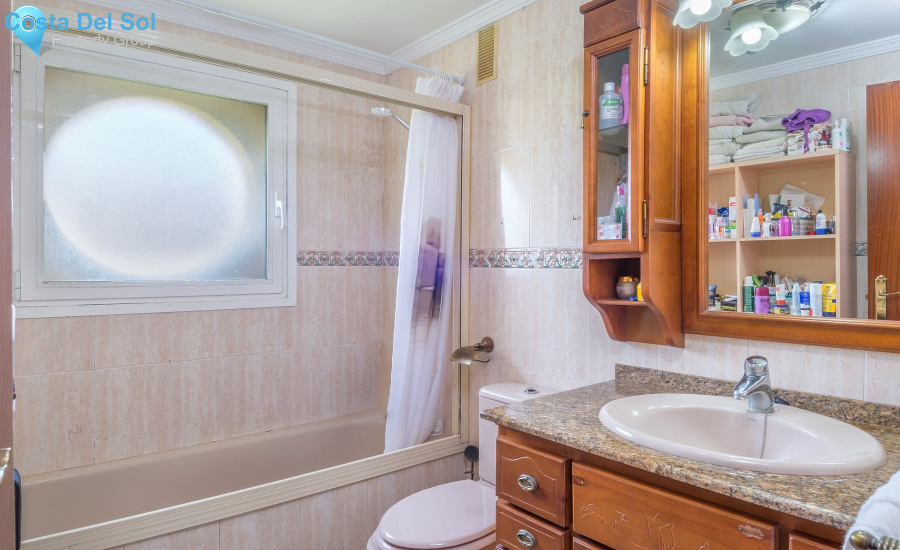 Middle Floor Apartment in Fuengirola-1386436